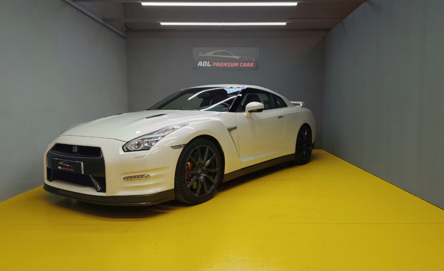 NISSAN GT-R 35 Black Edition 550CV