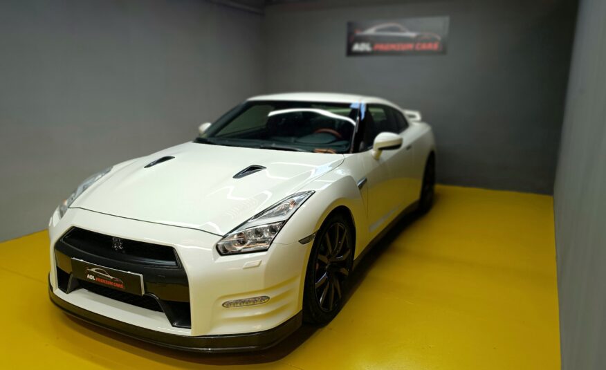 NISSAN GT-R 35 Black Edition 550CV