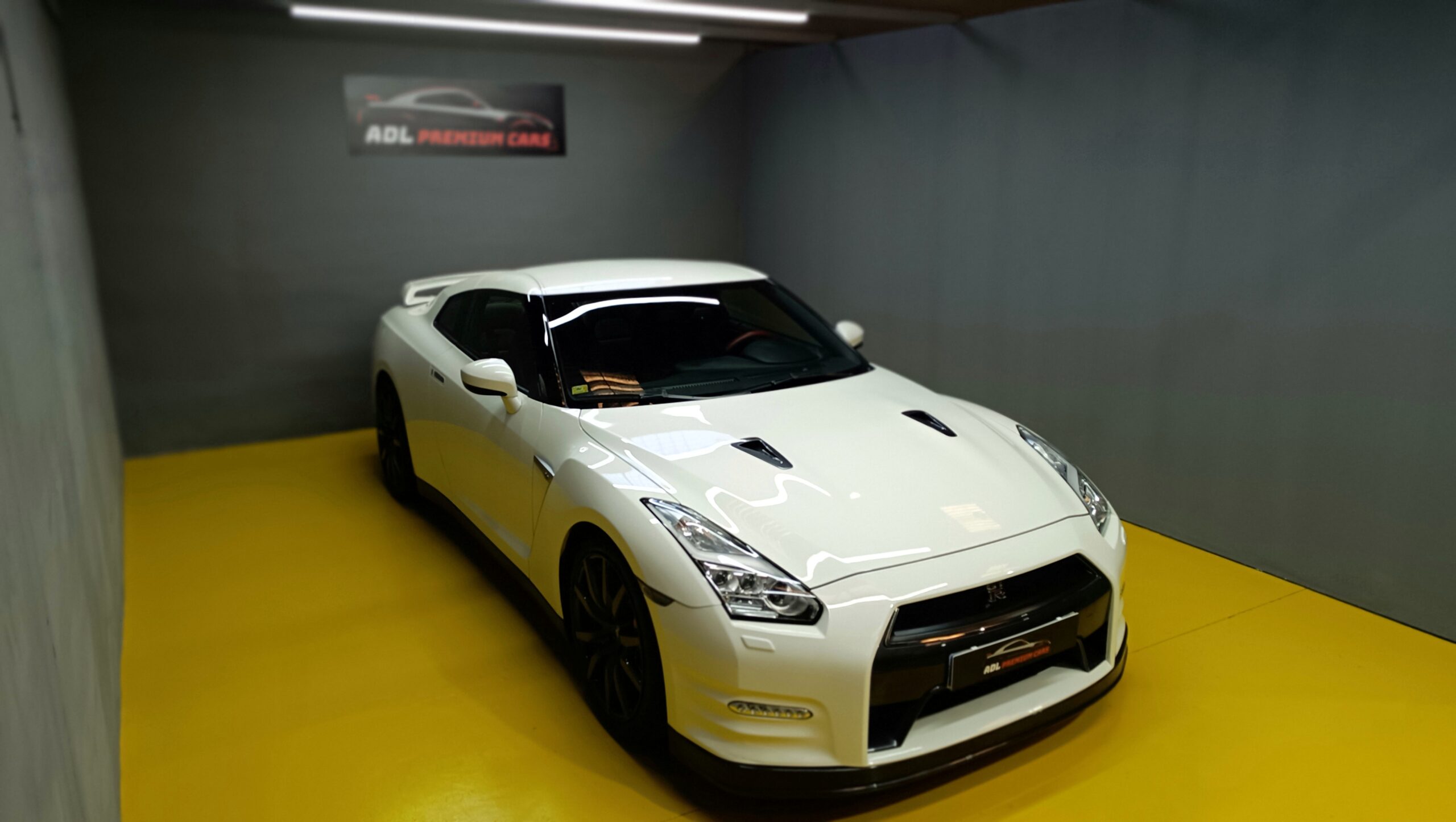 RESERVADO!  NISSAN GT-R 35 Black Edition 550CV