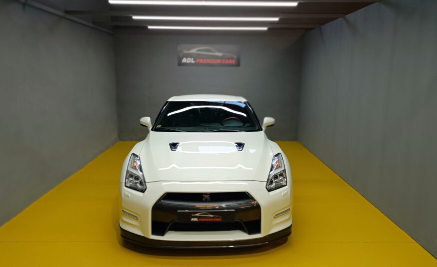 NISSAN GT-R 35 Black Edition 550CV