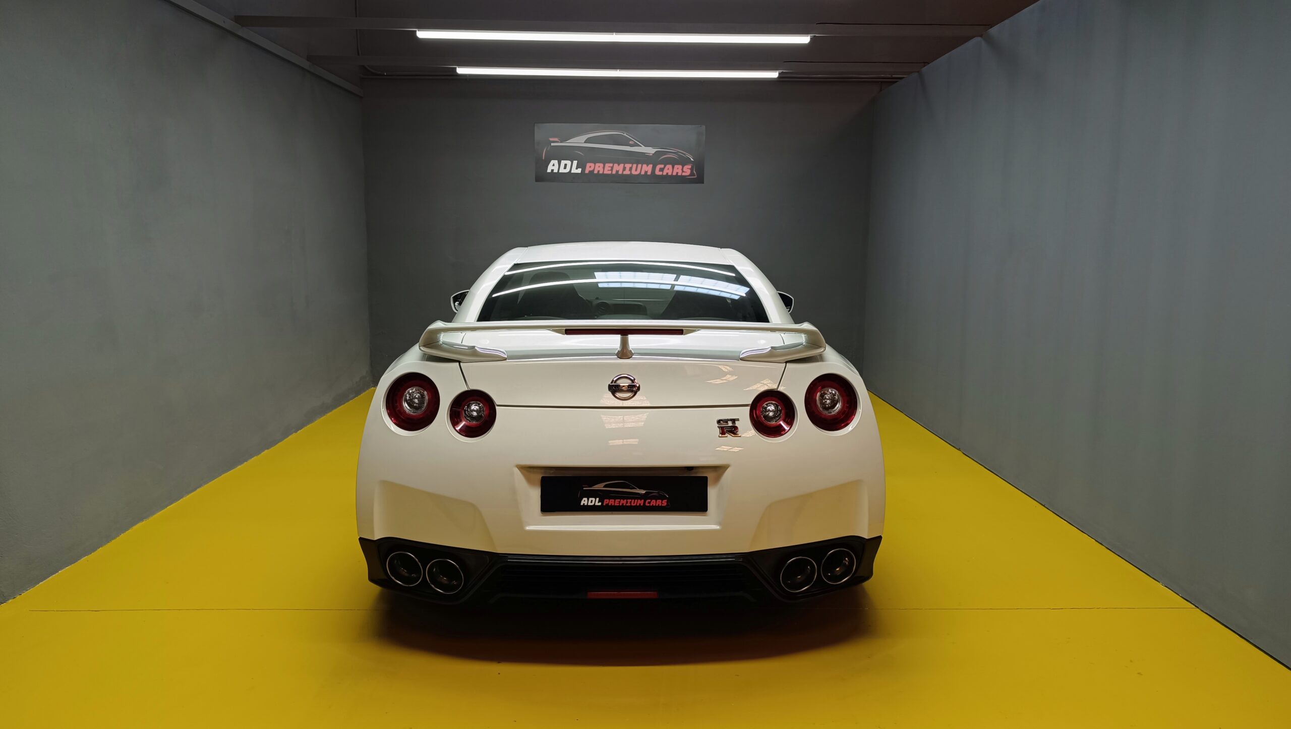 RESERVADO!  NISSAN GT-R 35 Black Edition 550CV