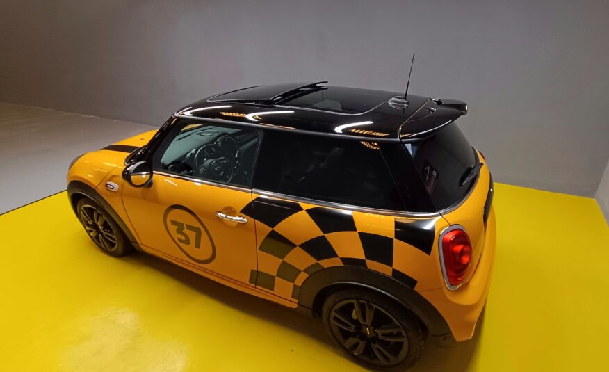 MINI JOHN COOPER WORKS 231CV