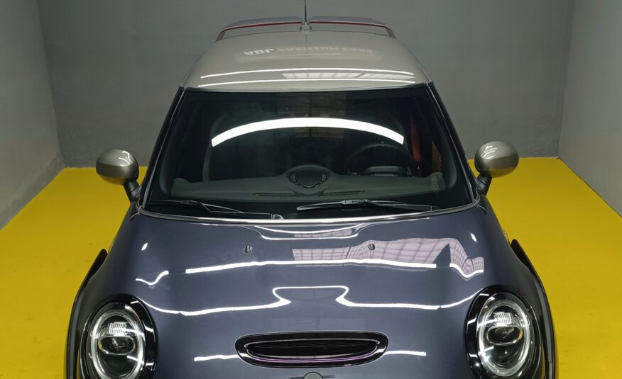 MINI John Cooper Works GP 306CV