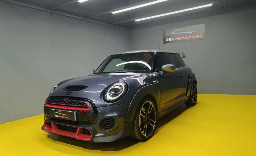 MINI John Cooper Works GP 306CV