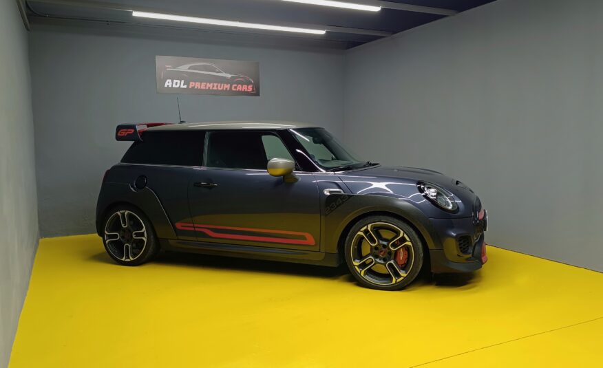 MINI John Cooper Works GP 306CV