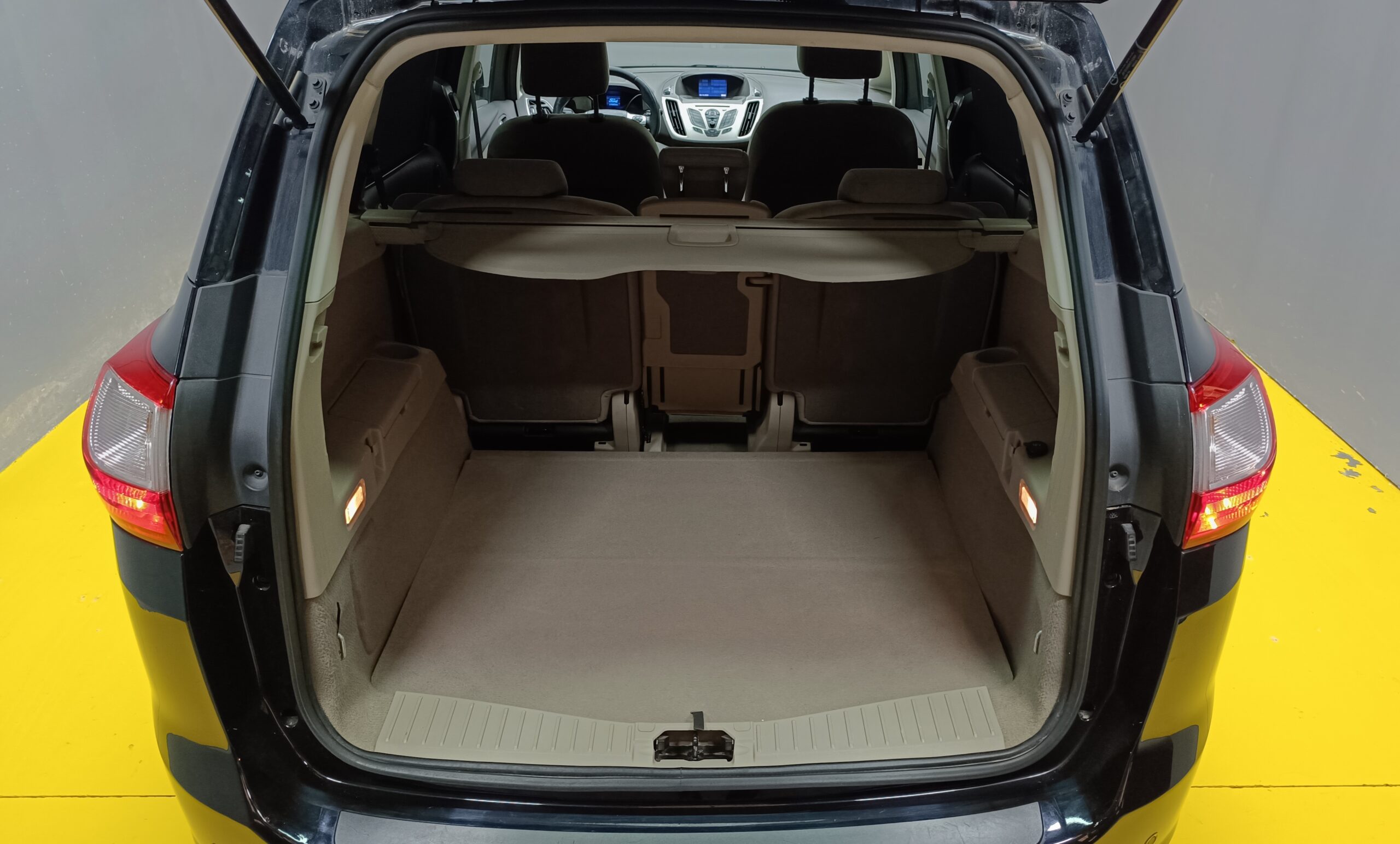 FORD GRAN CMAX 2.0 TDCI TITANIUM 140CV