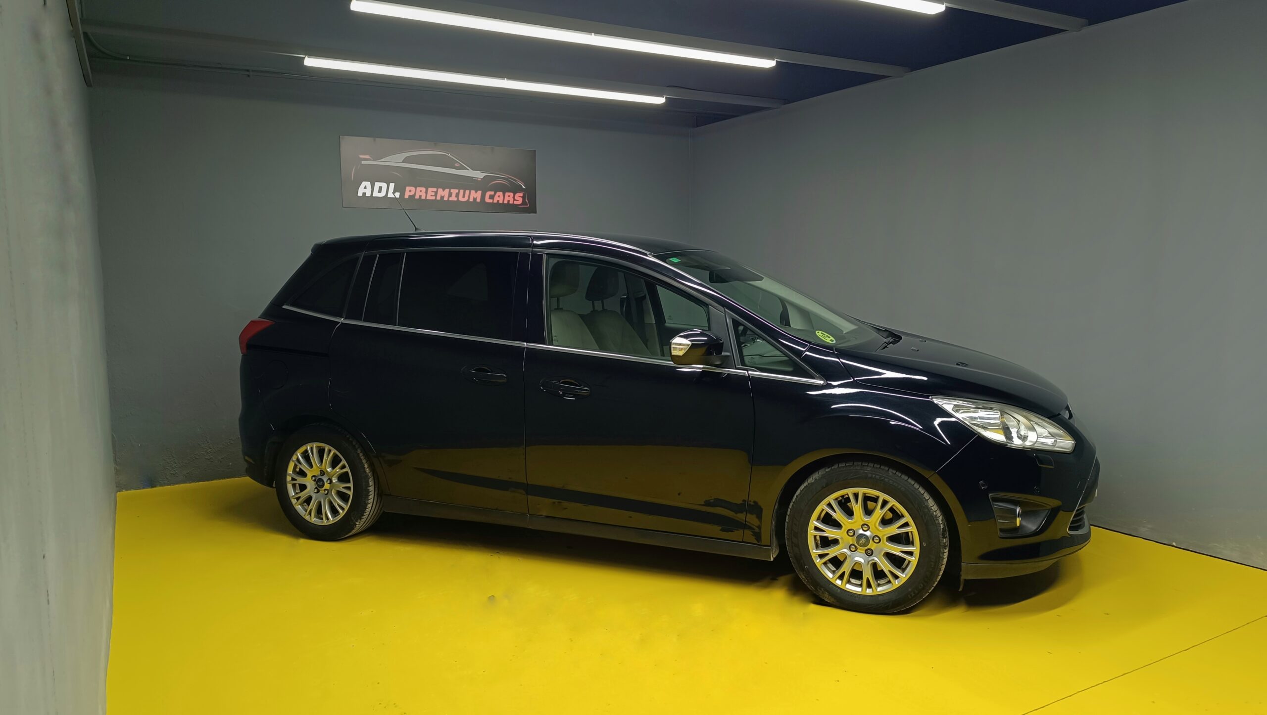 FORD GRAN CMAX 2.0 TDCI TITANIUM 140CV