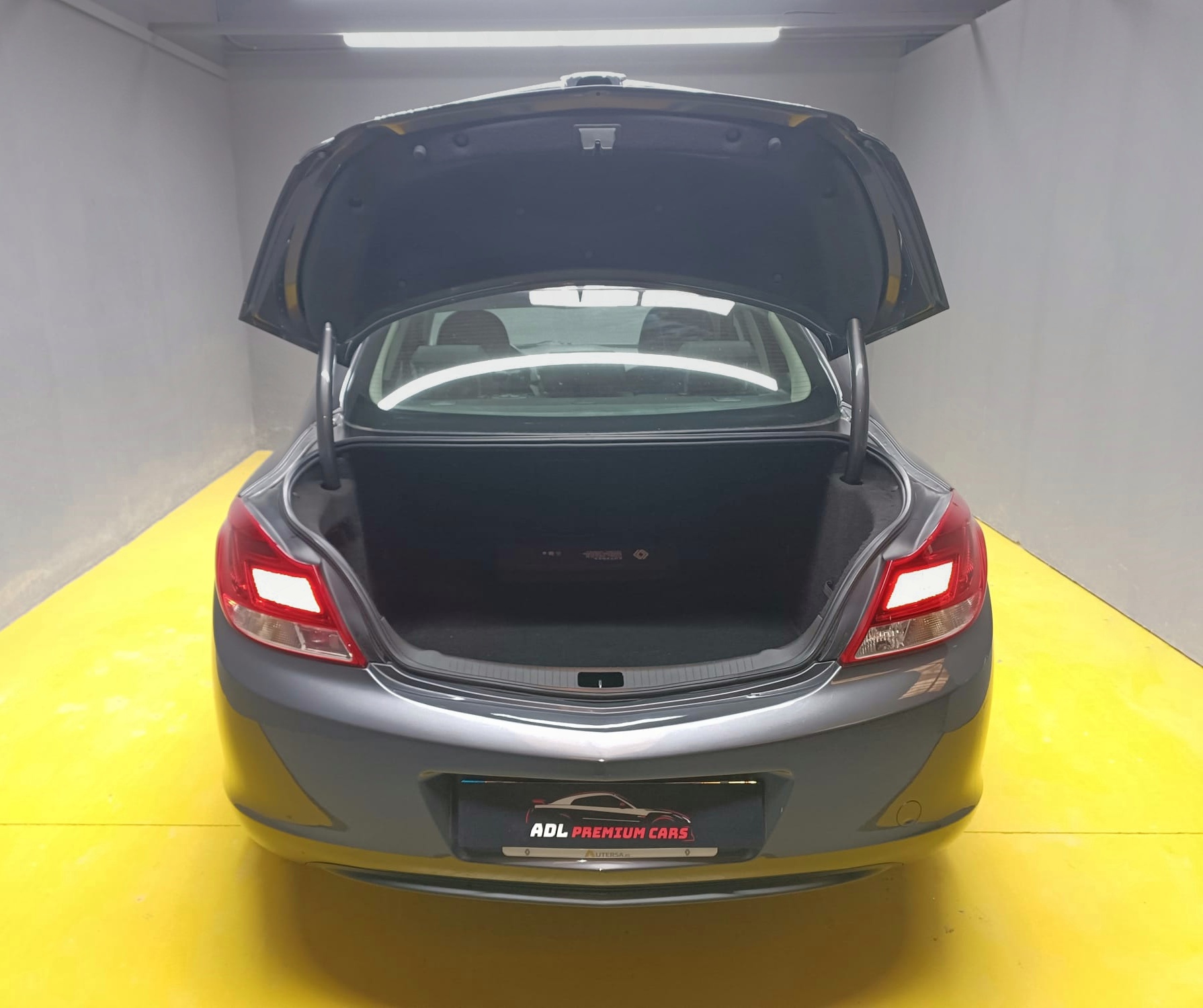 OPEL INSIGNIA COSMO 2.0 CDTI  130CV