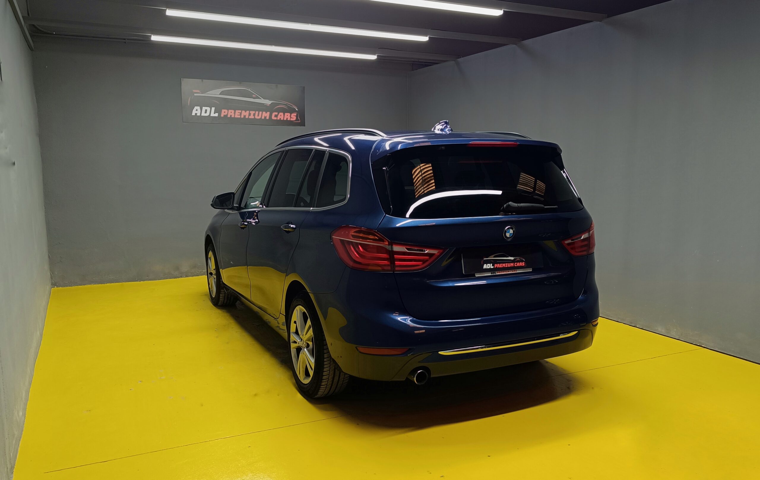 BMW 218D GRAN TOURIER LUXURY EDITION