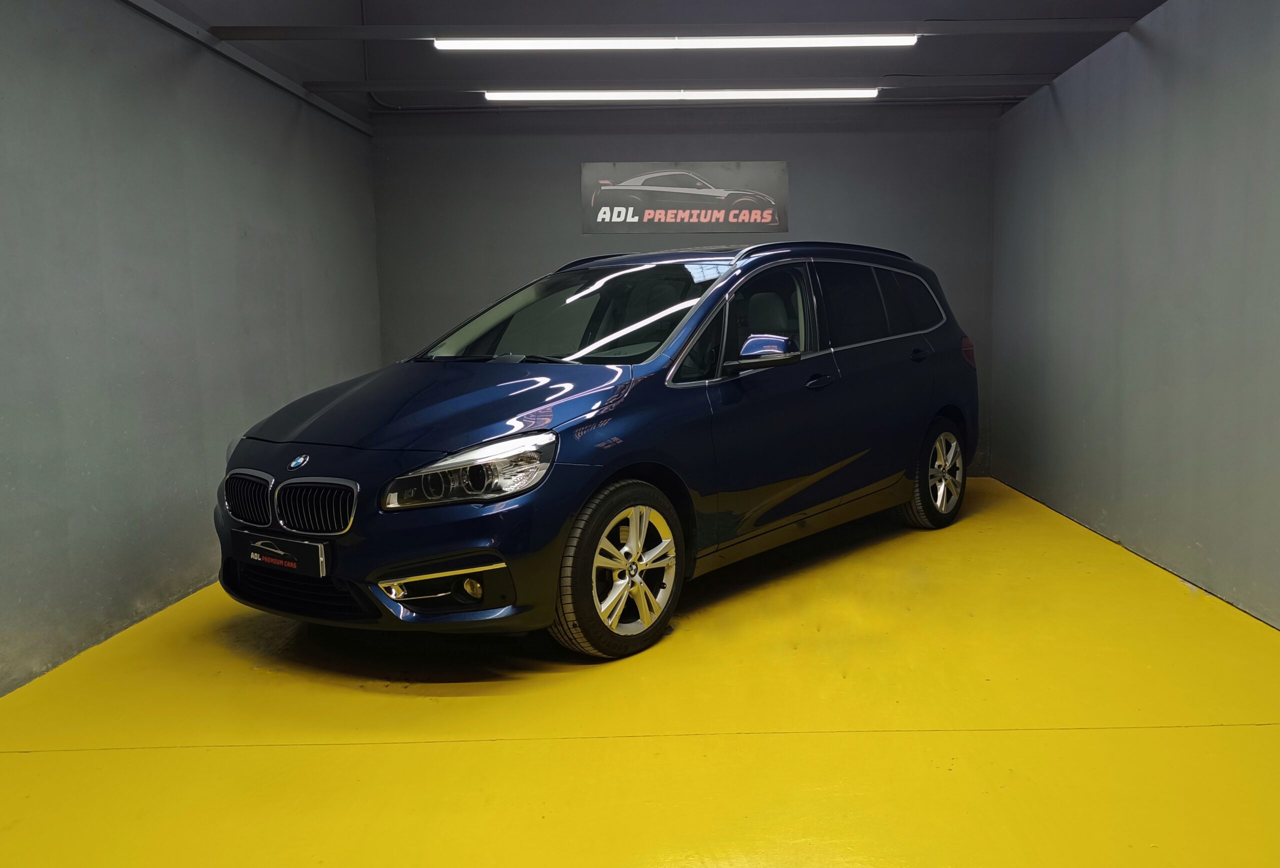 BMW 218D GRAN TOURIER LUXURY EDITION