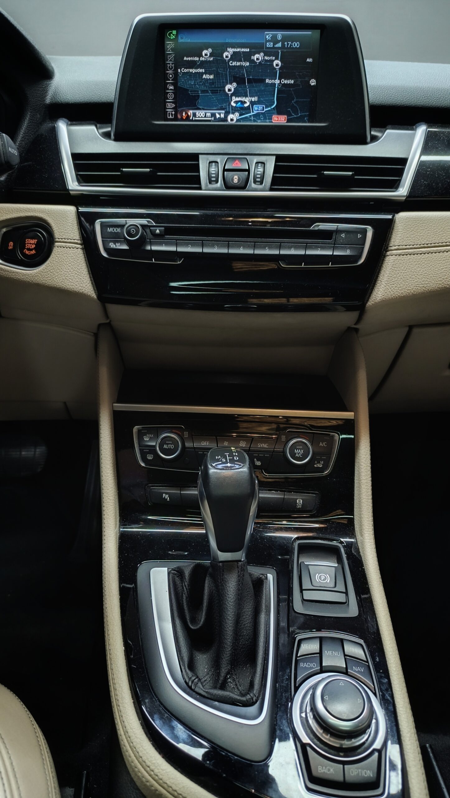 BMW 218D GRAN TOURIER LUXURY EDITION