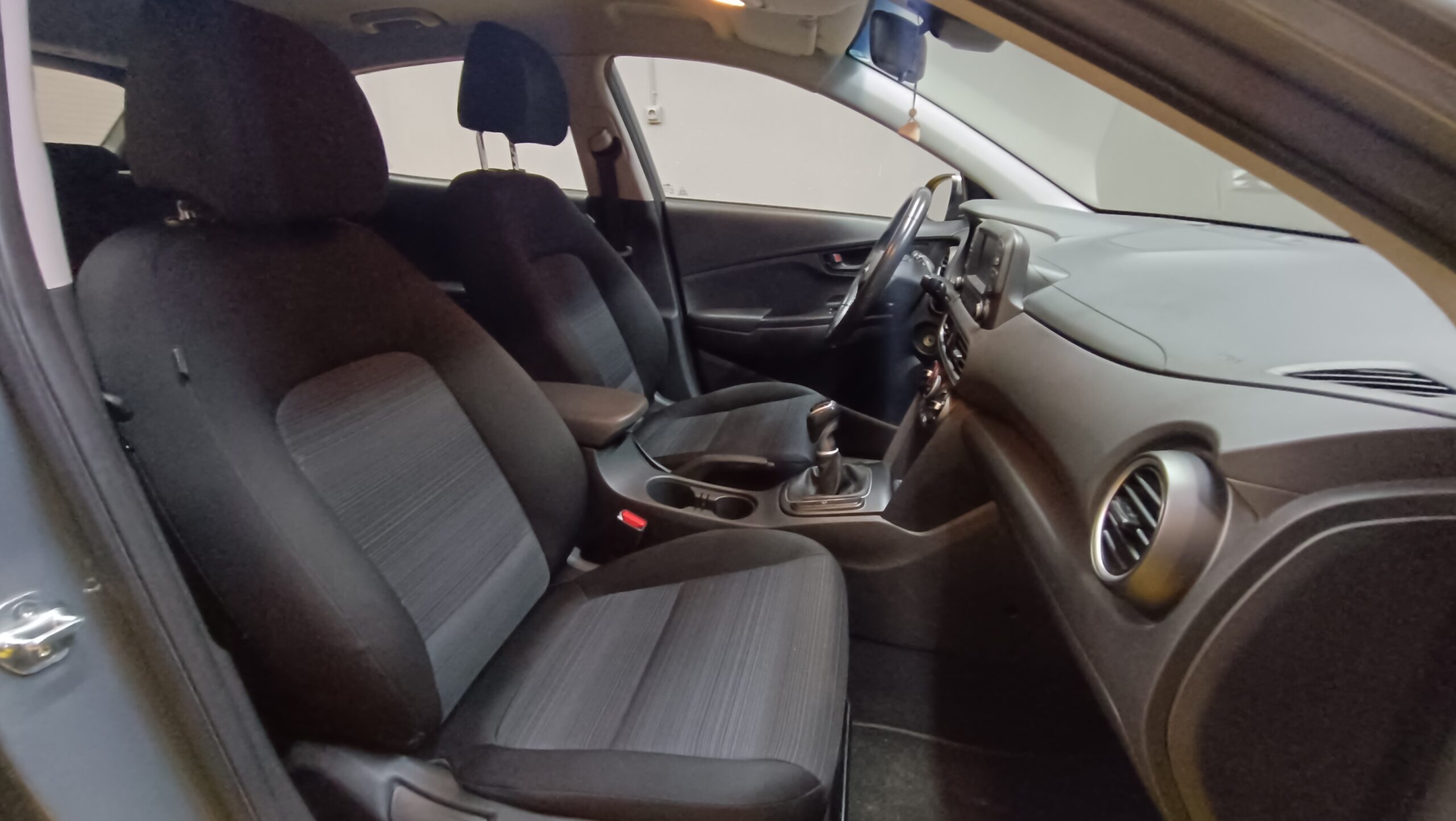 HYUNDAI KONA 1.0 TGDI ESSENCE 120CV 2WD