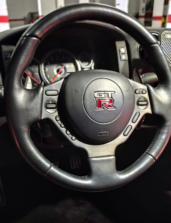 NISSAN GT-R 35 BLACK EDITION 550CV