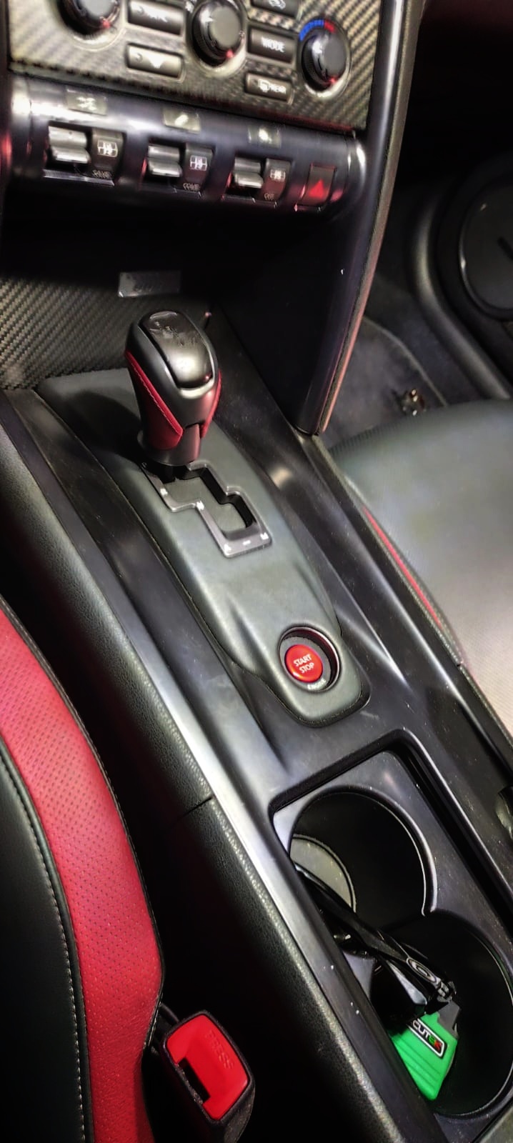 NISSAN GT-R 35 BLACK EDITION 550CV