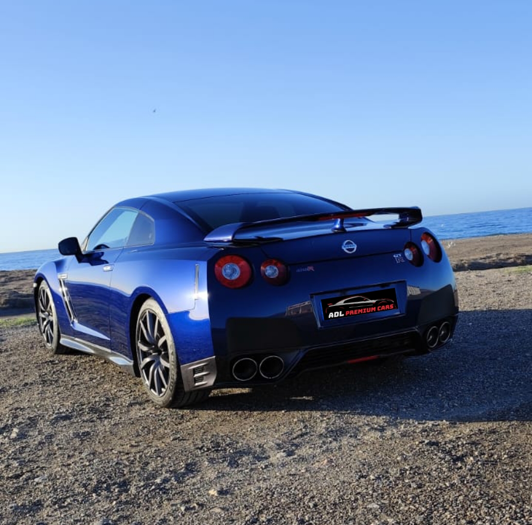 NISSAN GT-R 35 BLACK EDITION 550CV