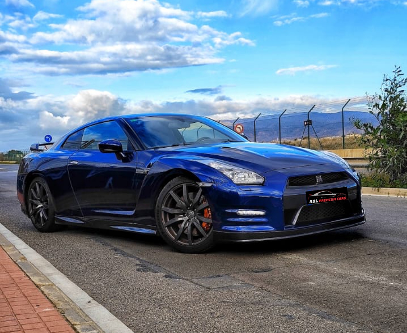 NISSAN GT-R 35 BLACK EDITION 550CV