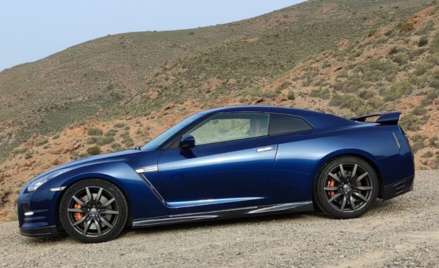 NISSAN GT-R 35 BLACK EDITION 550CV