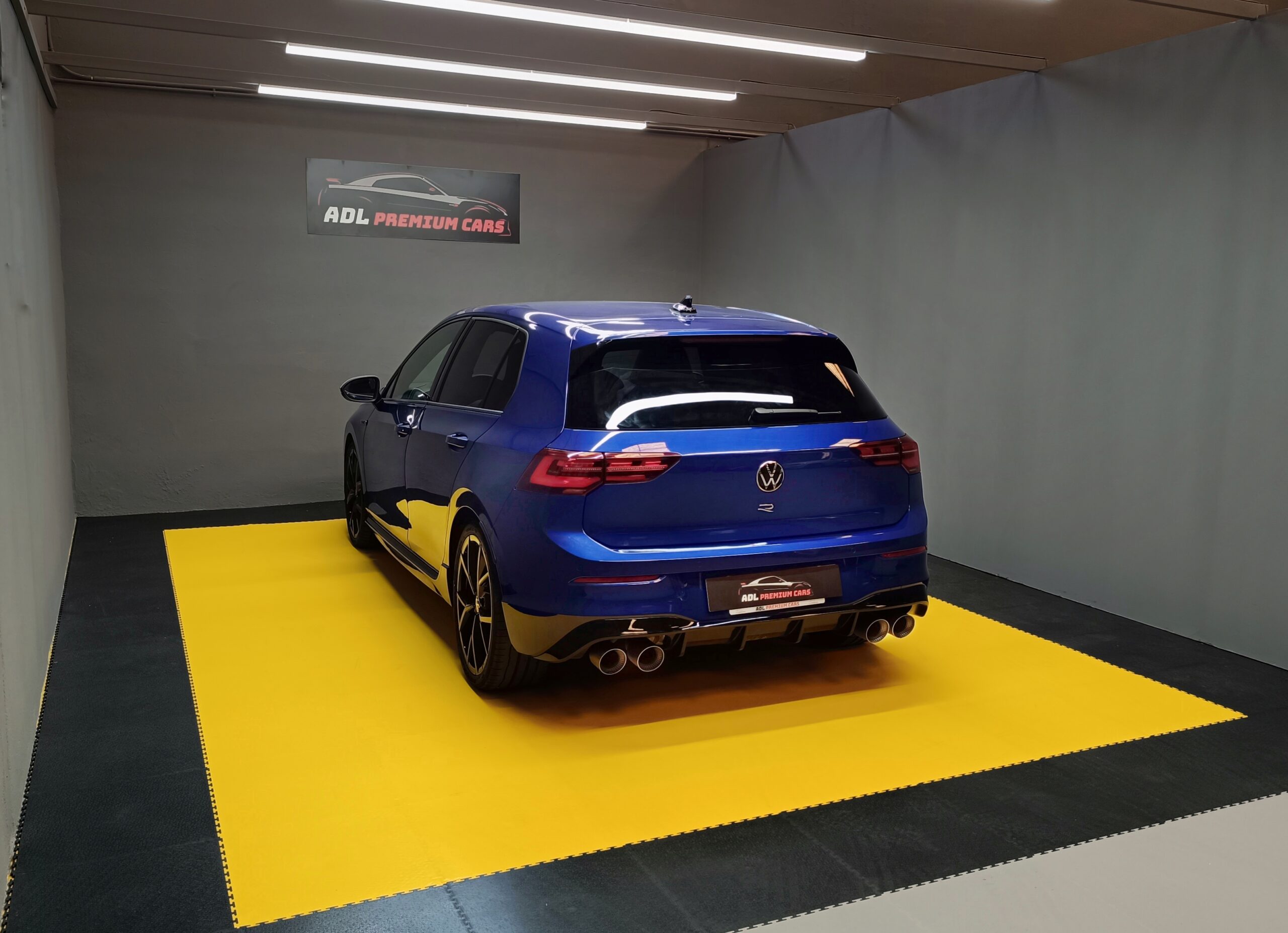 VW GOLF 8R 2.0 320CV