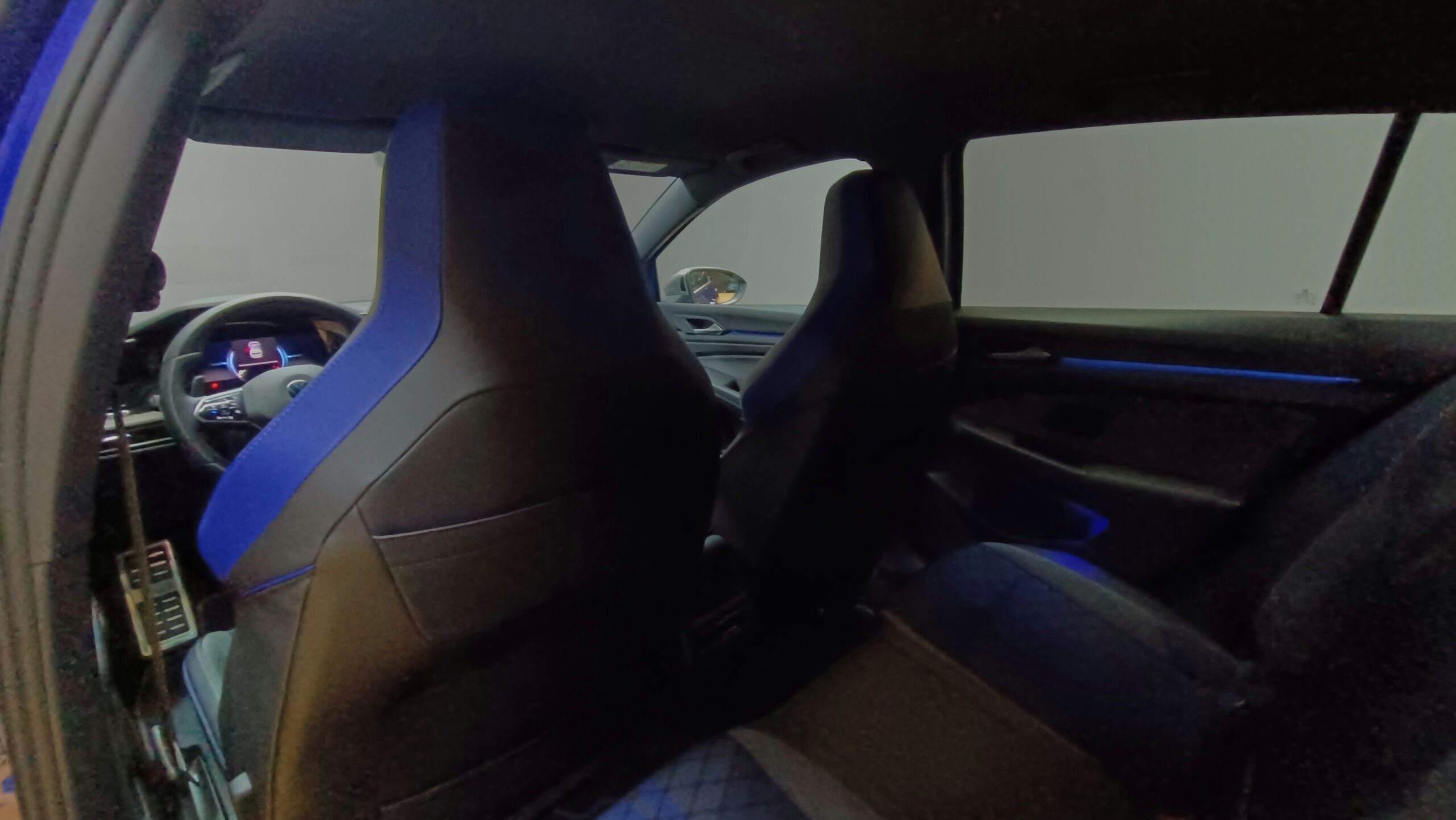 VW GOLF 8R 2.0 320CV