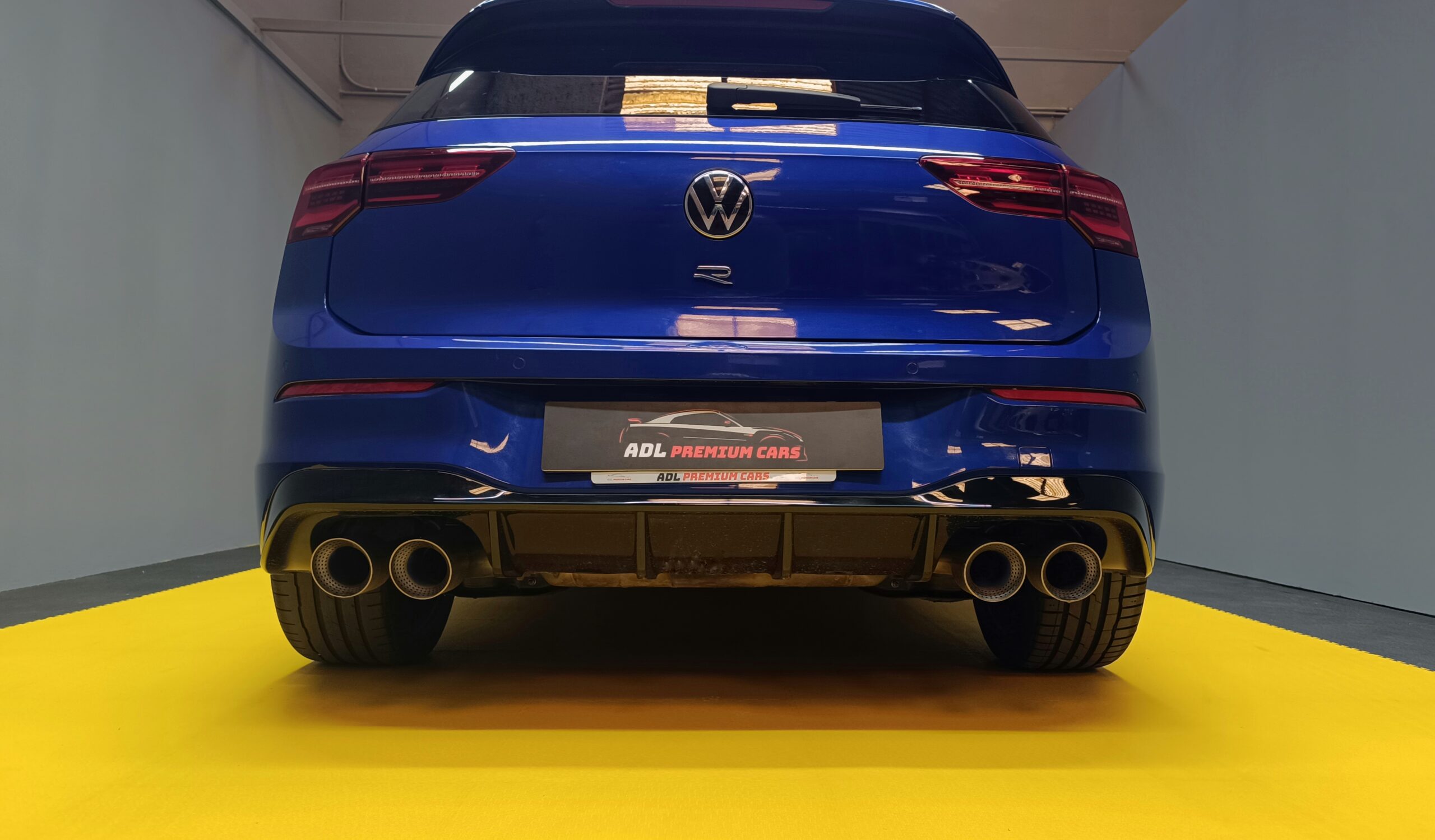 VW GOLF 8R 2.0 320CV