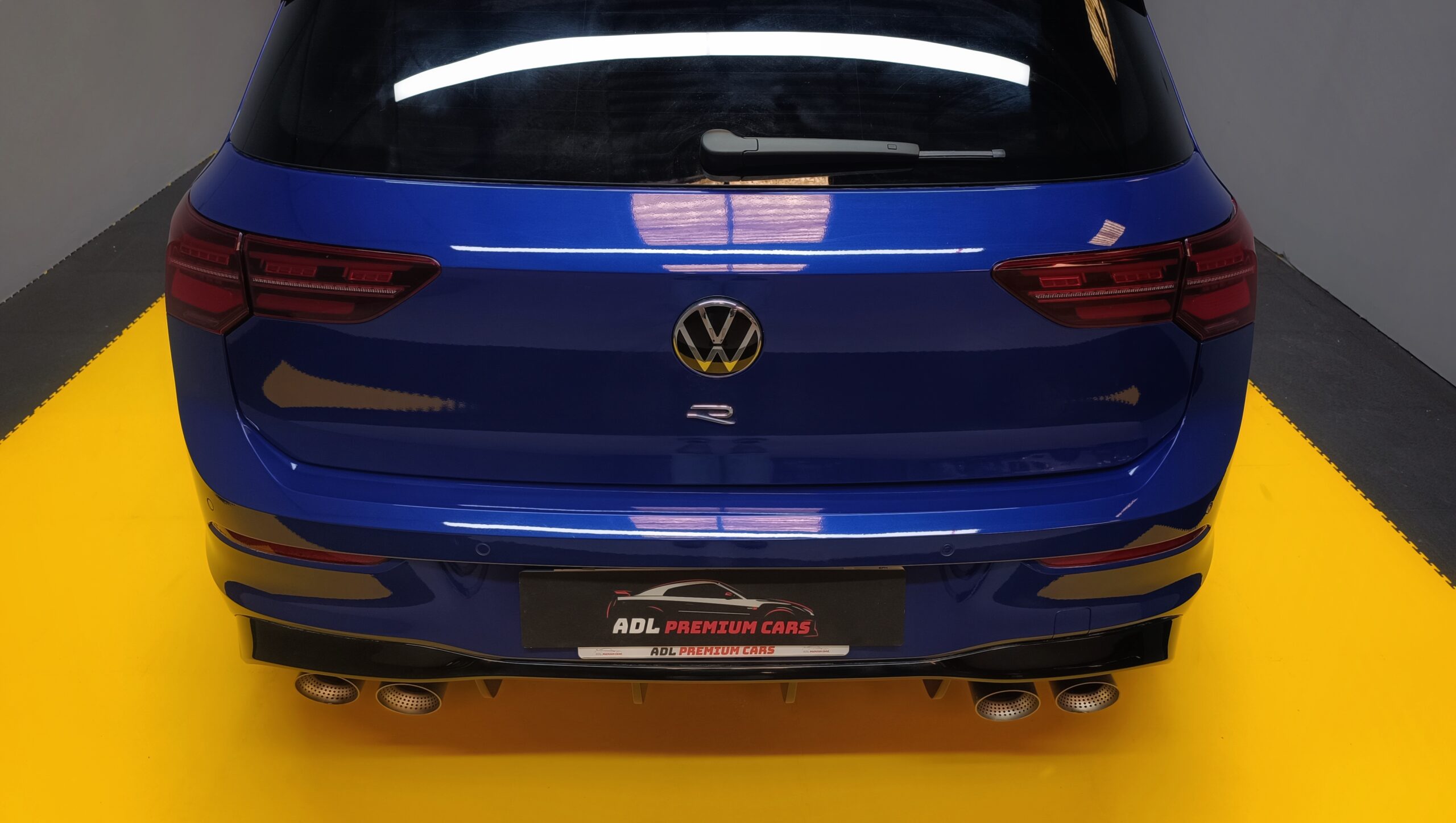 VW GOLF 8R 2.0 320CV