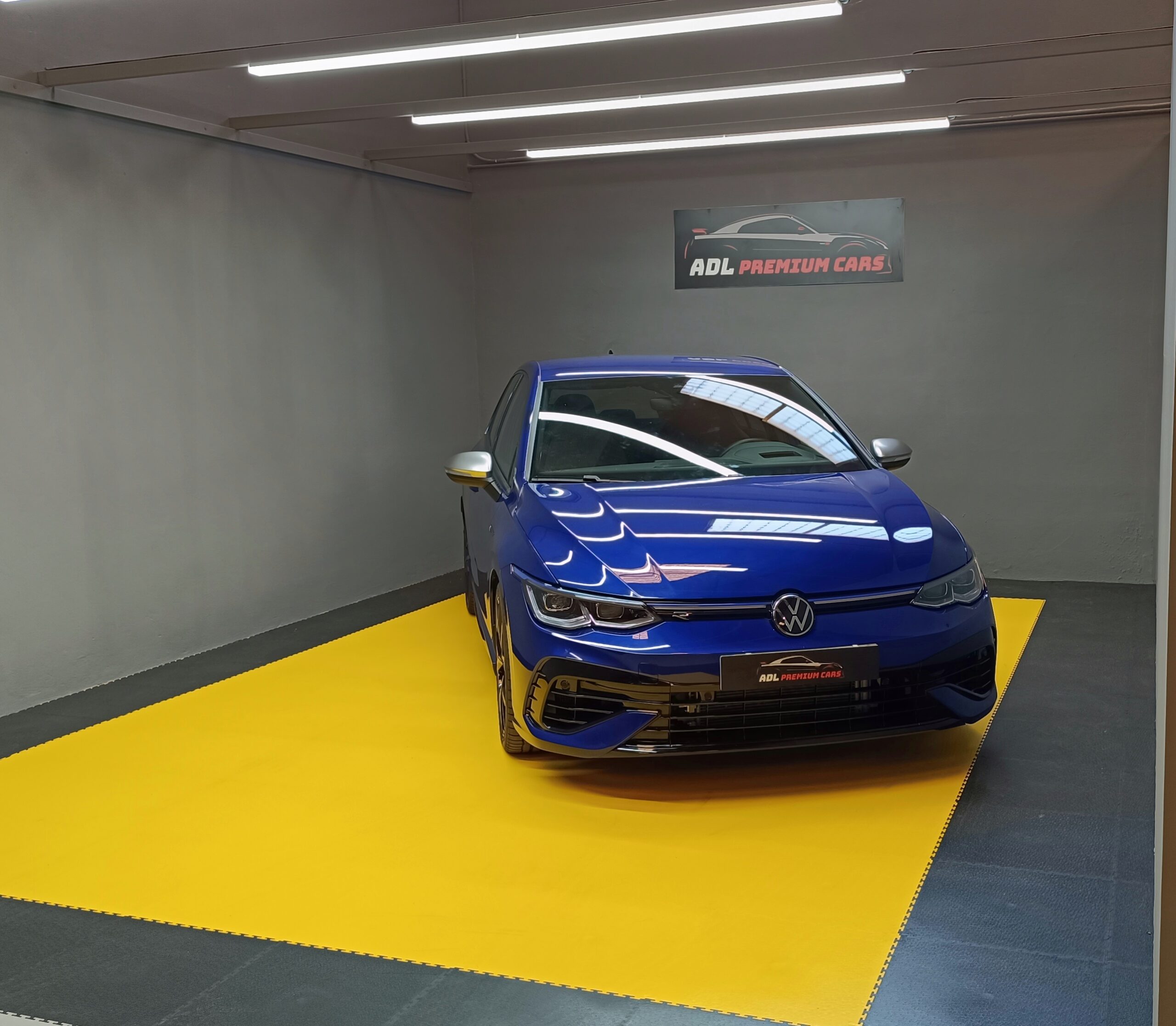 VW GOLF 8R 2.0 320CV