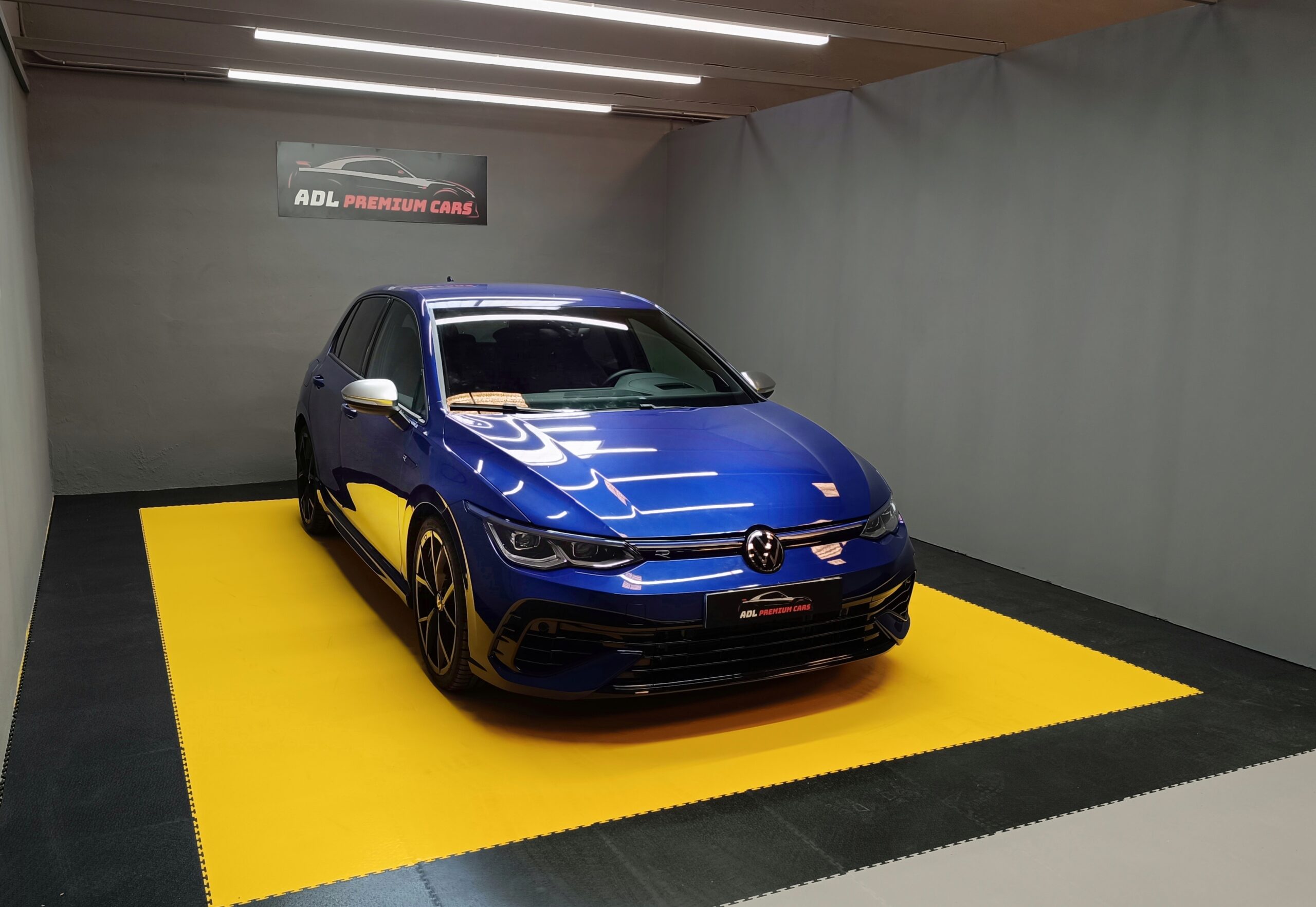 VW GOLF 8R 2.0 320CV