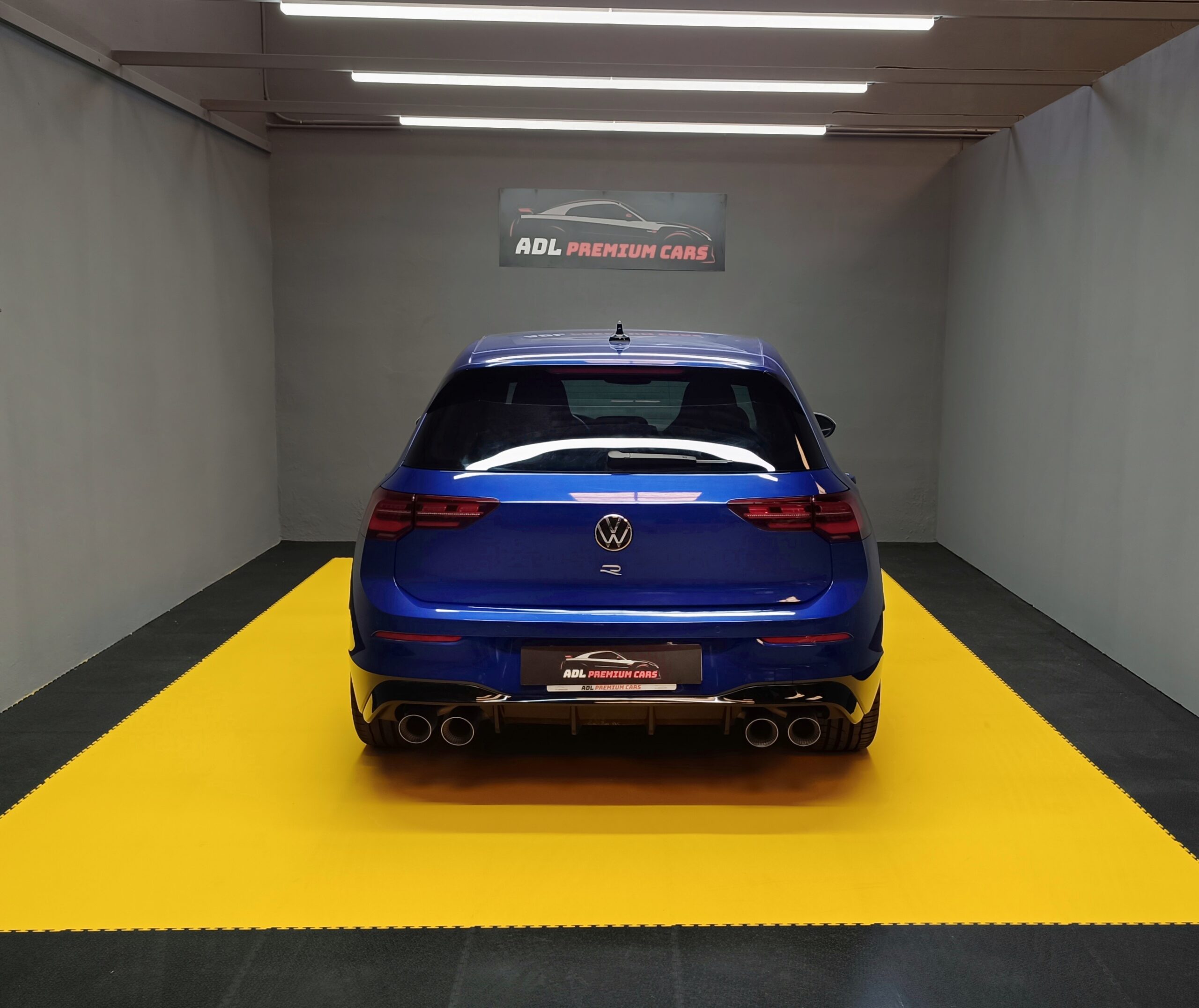 VW GOLF 8R 2.0 320CV