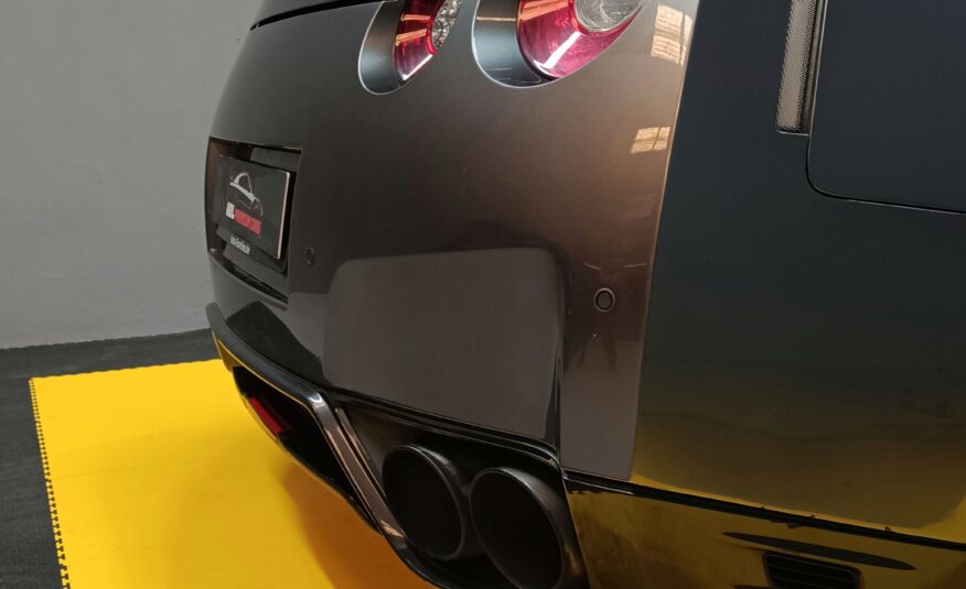 NISSAN GT-R 35 BLACK EDITION 530CV