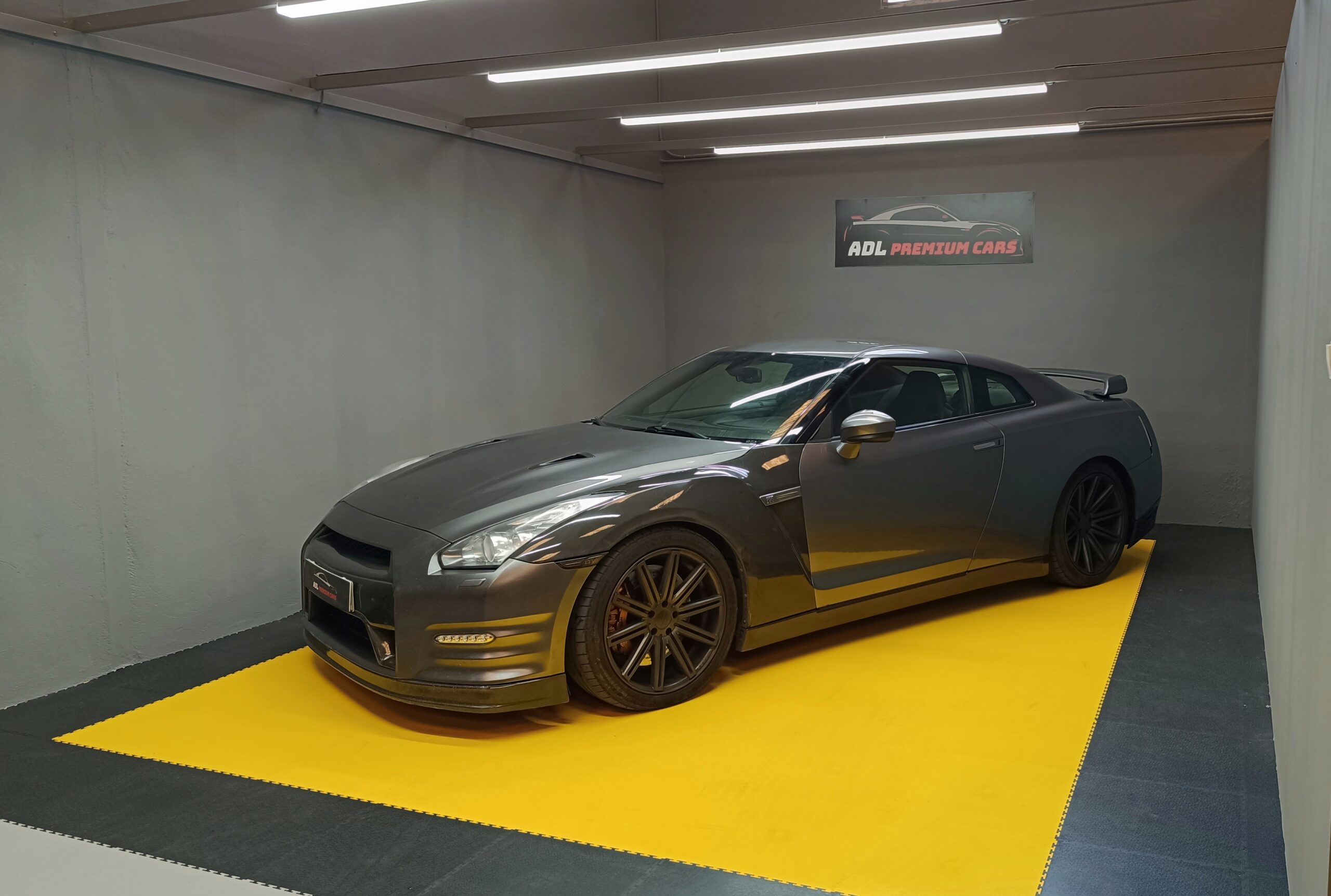 NISSAN GT-R 35 BLACK EDITION 530CV