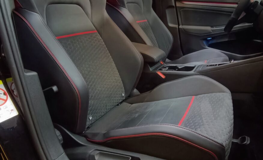 VW GOLF GTI CLUBSPORT MK8 300CV