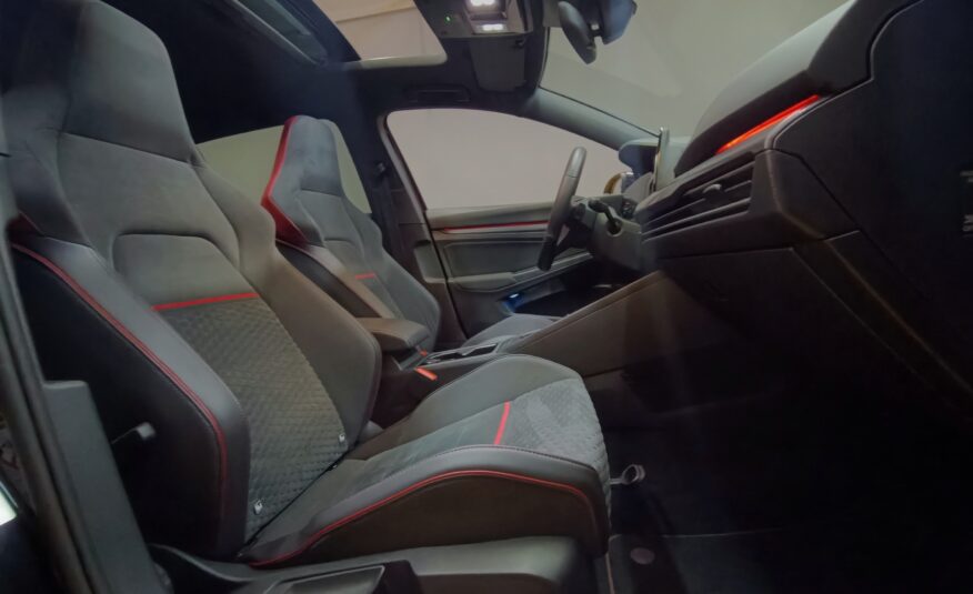 VW GOLF GTI CLUBSPORT MK8 300CV