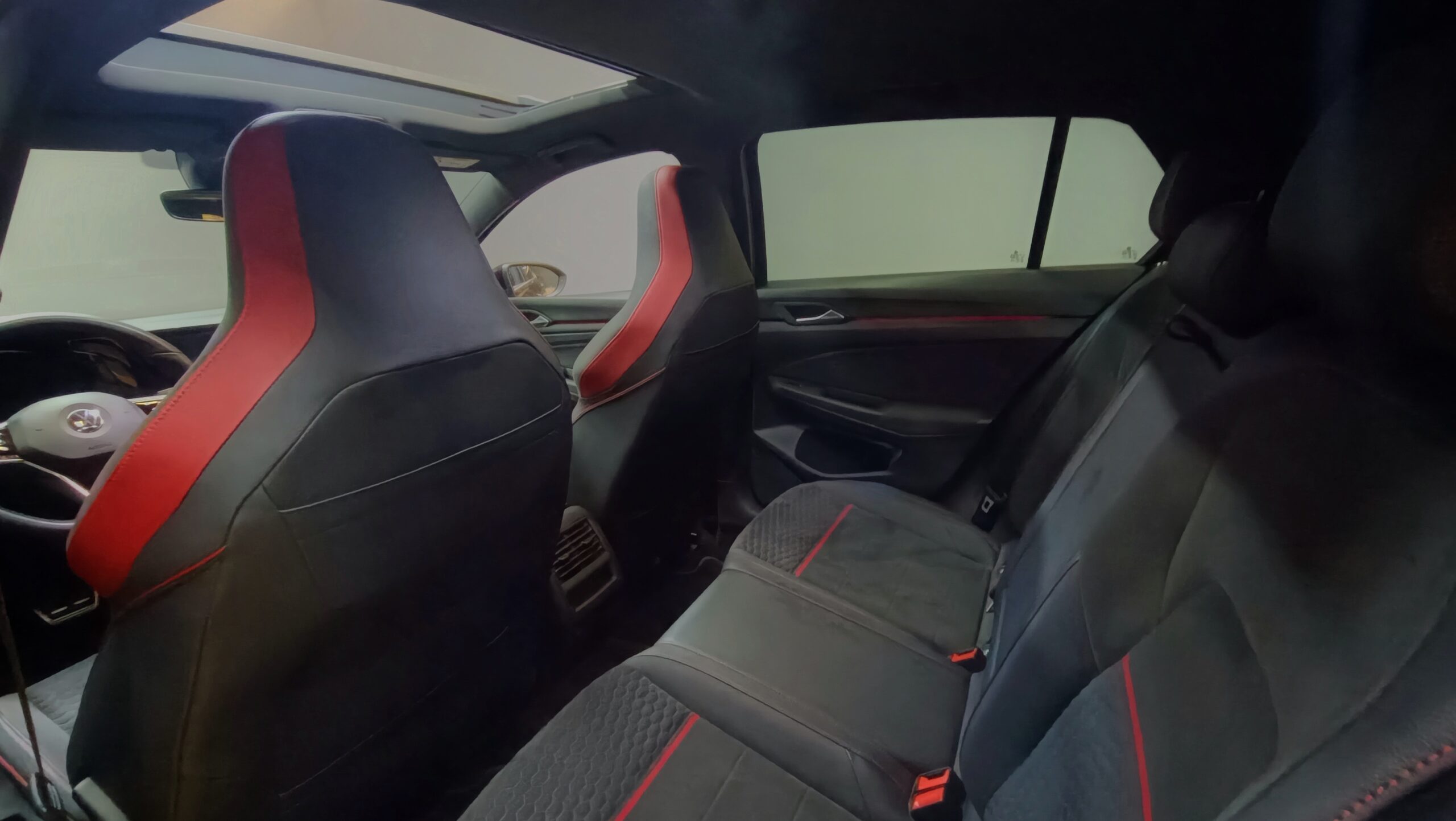 VW GOLF GTI CLUBSPORT MK8 300CV