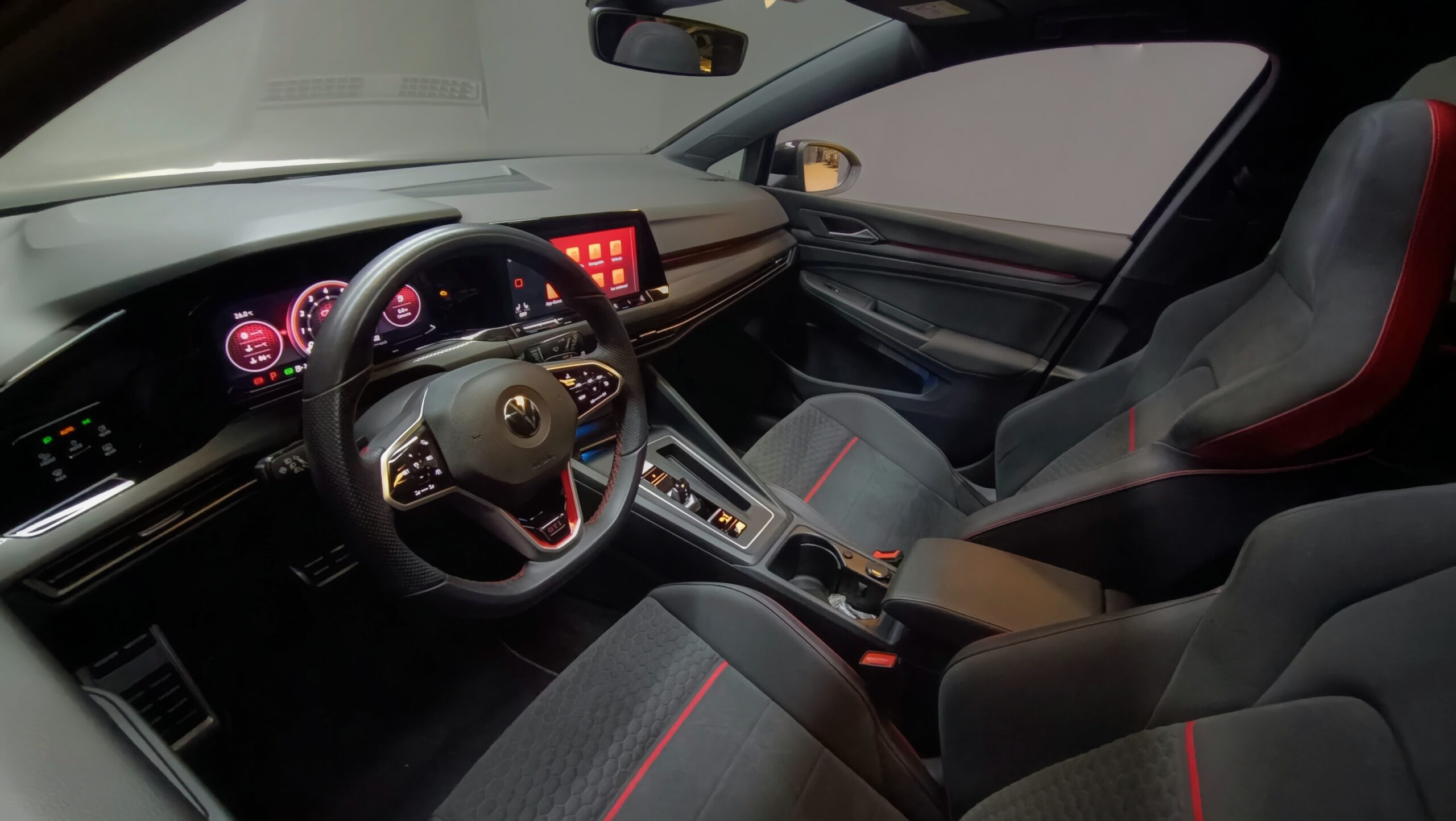 VW GOLF GTI CLUBSPORT MK8 300CV