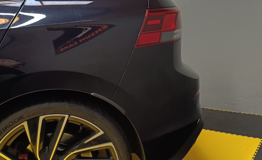 VW GOLF GTI CLUBSPORT MK8 300CV