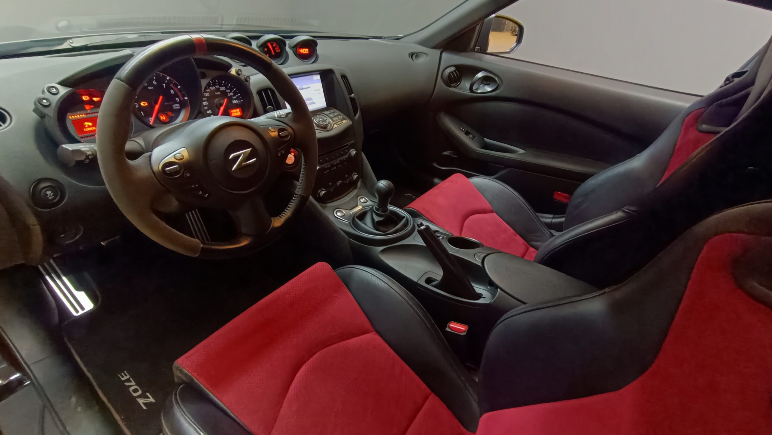NISSAN 370Z NISMO 3.7 V6 344CV