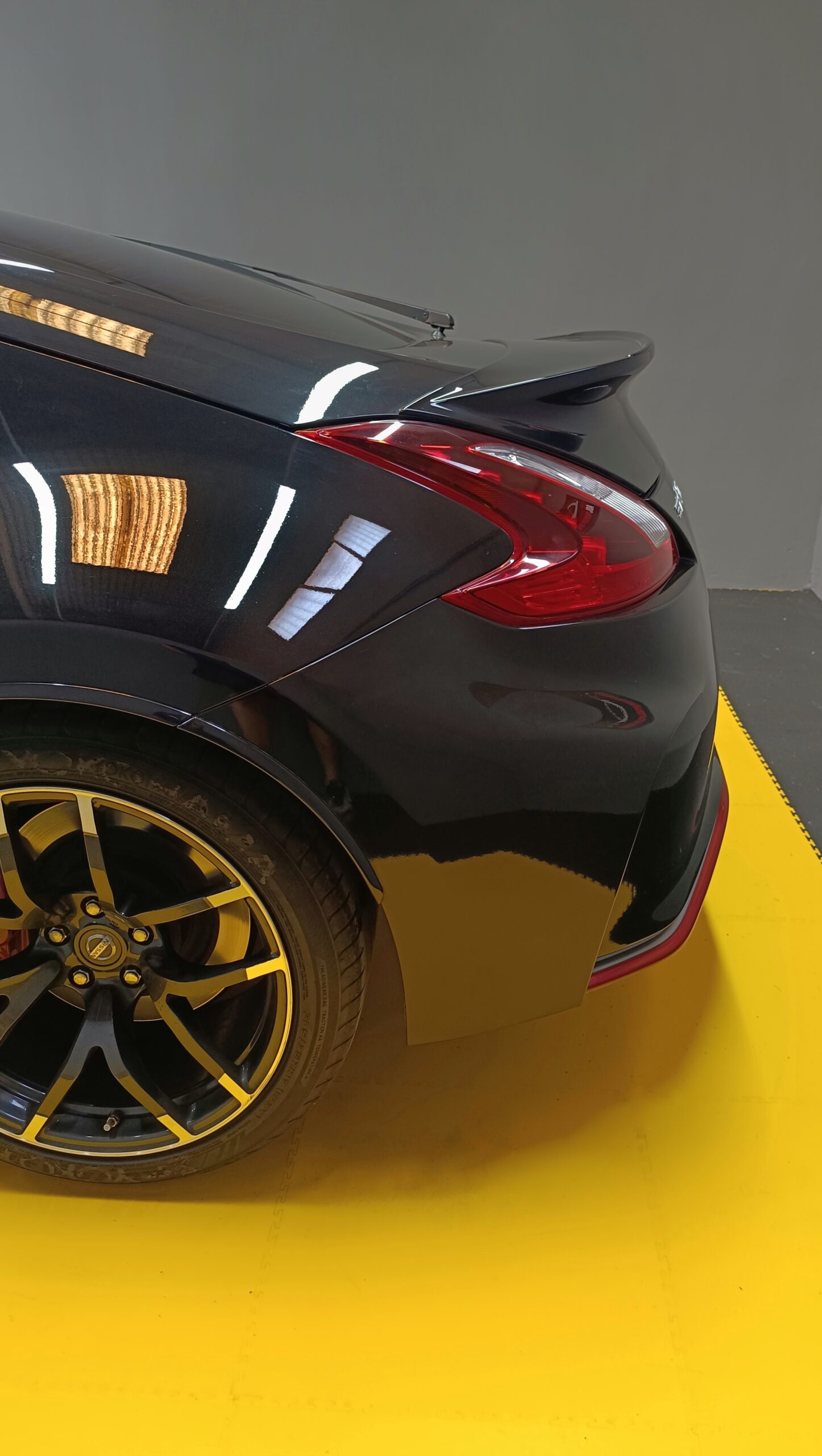 NISSAN 370Z NISMO 3.7 V6 344CV