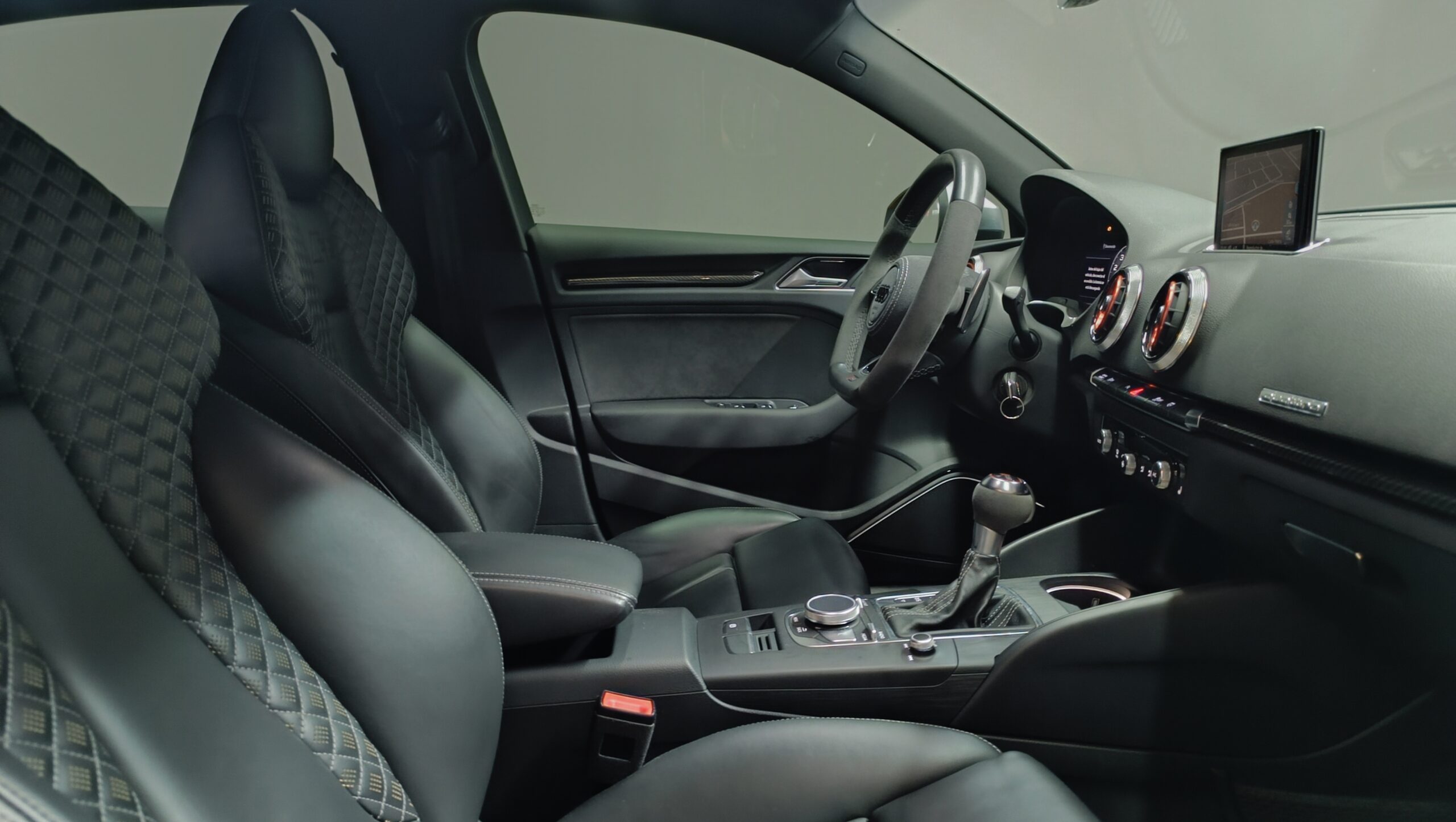 AUDI RS3 SEDAN DAZA 2.5 400CV