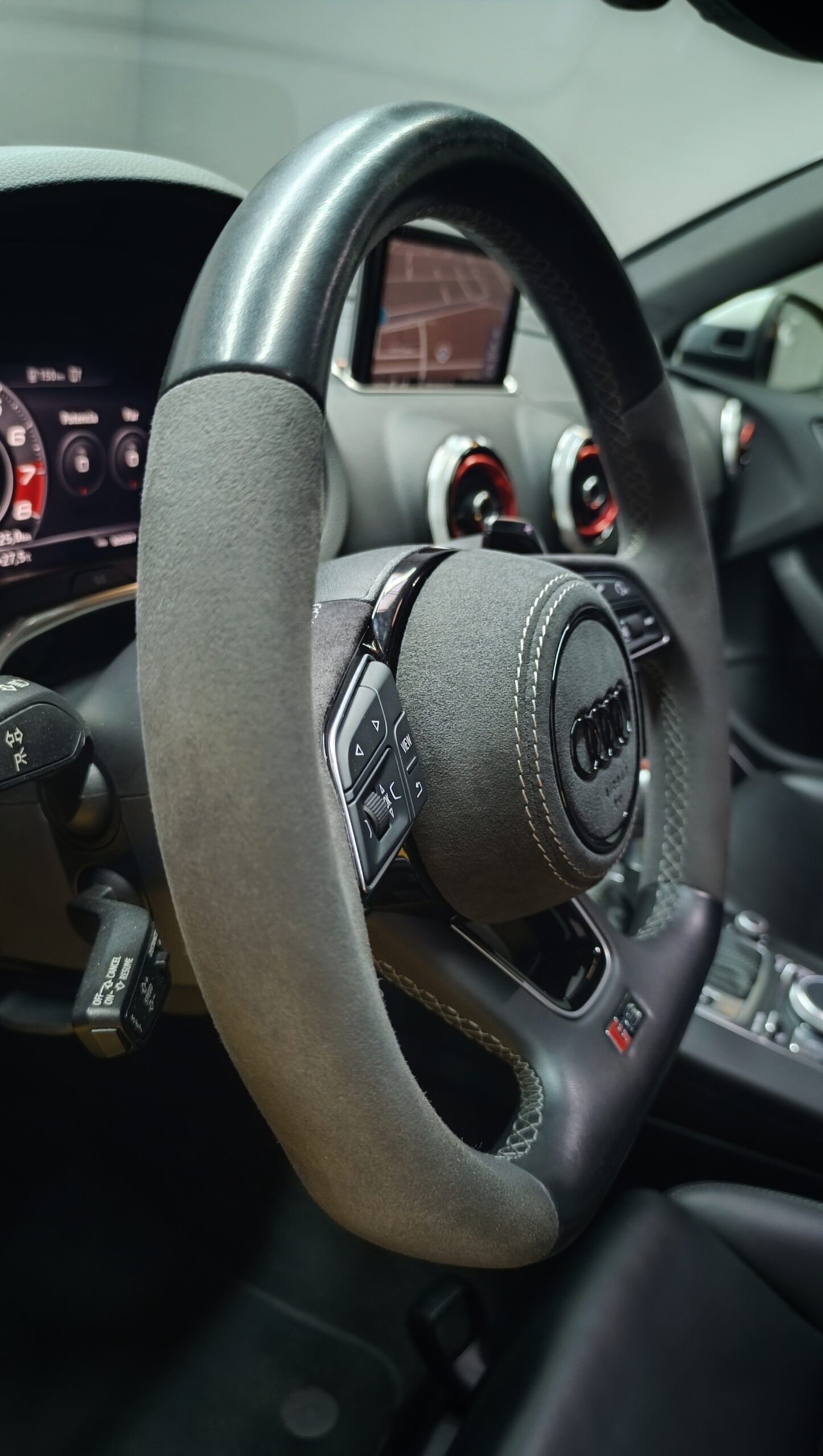 AUDI RS3 SEDAN DAZA 2.5 400CV