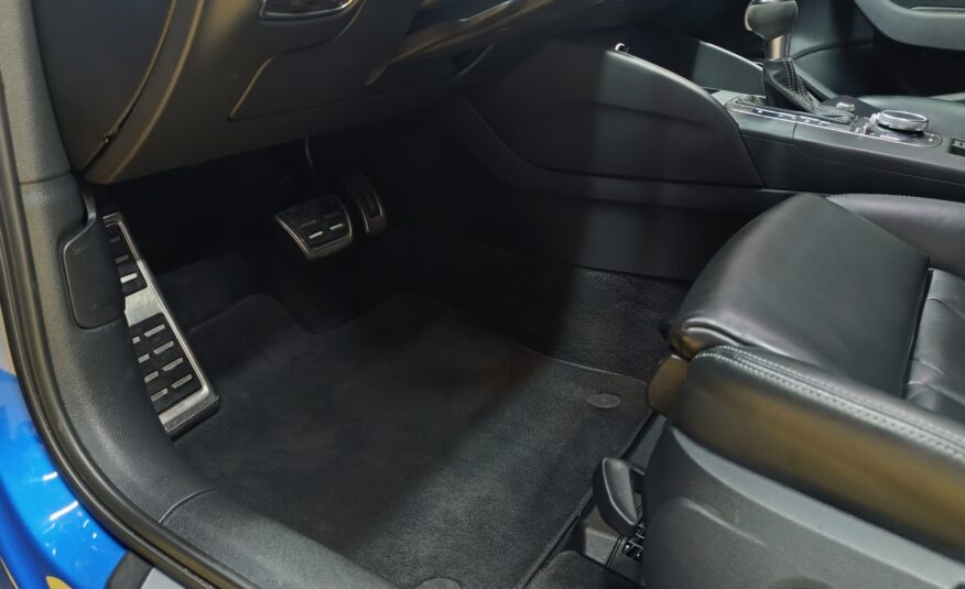 AUDI RS3 SEDAN DAZA 2.5 400CV