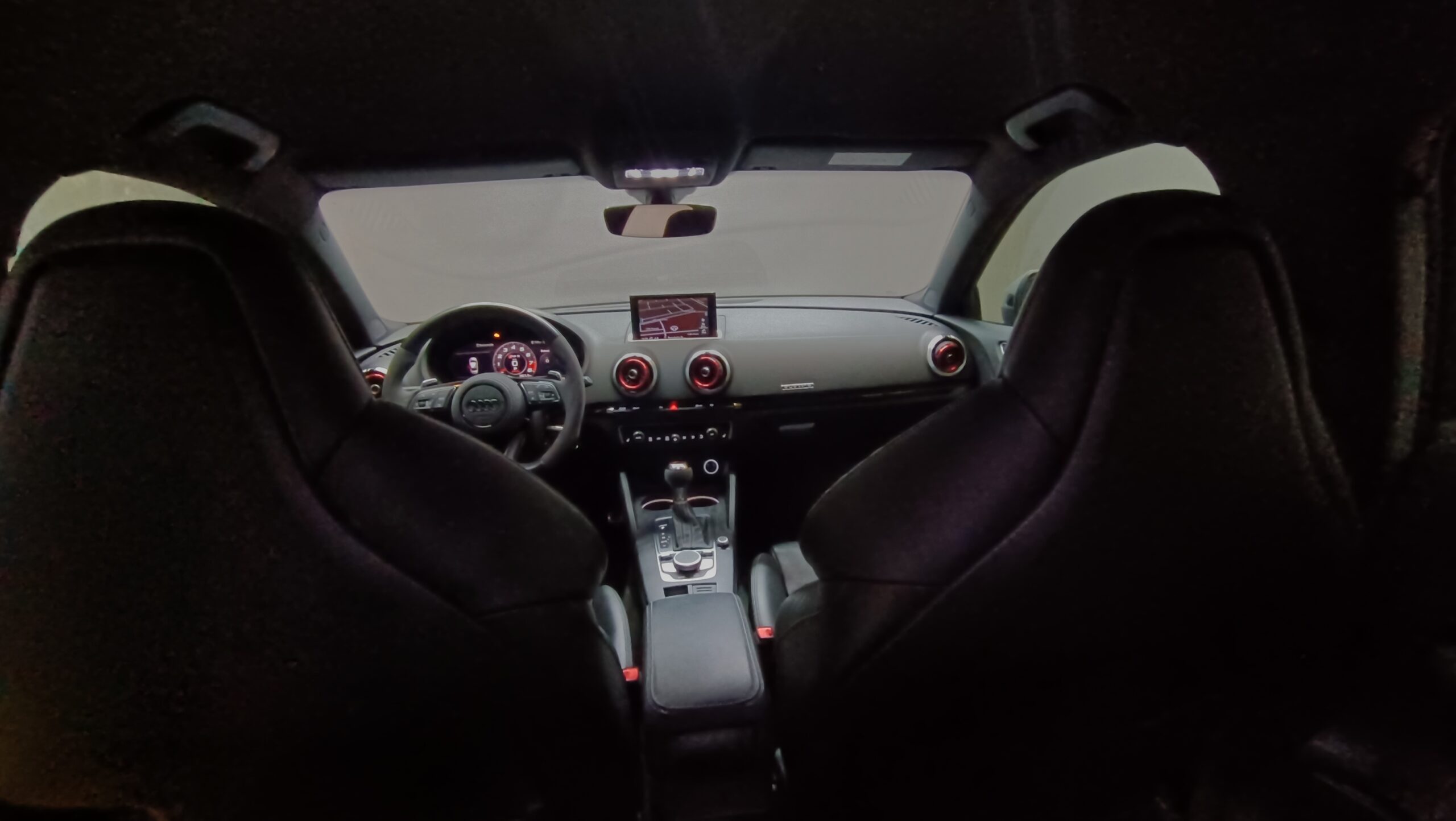 AUDI RS3 SEDAN DAZA 2.5 400CV