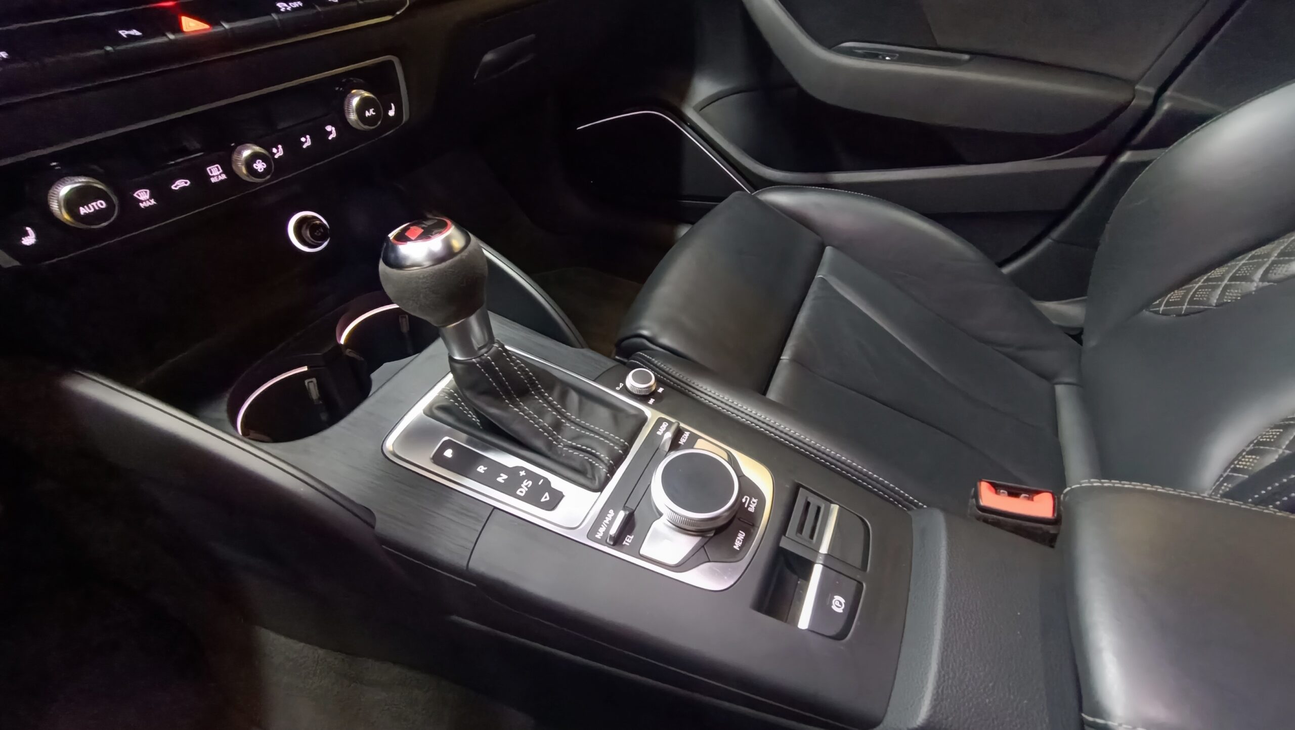 AUDI RS3 SEDAN DAZA 2.5 400CV