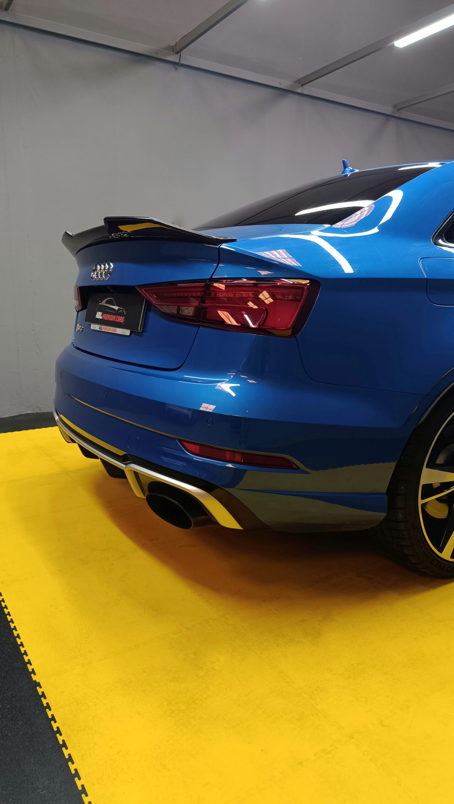 AUDI RS3 SEDAN DAZA 2.5 400CV