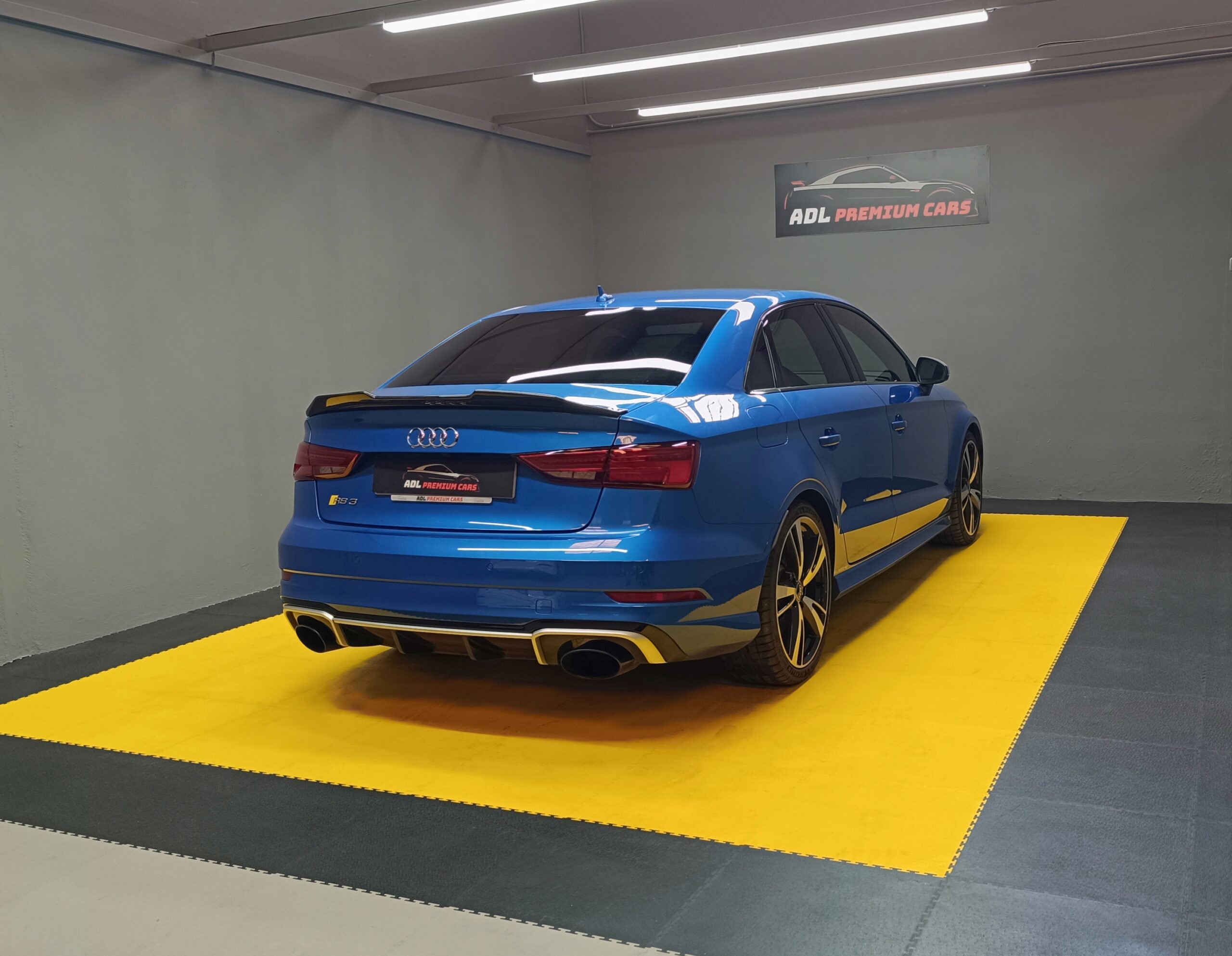 AUDI RS3 SEDAN DAZA 2.5 400CV