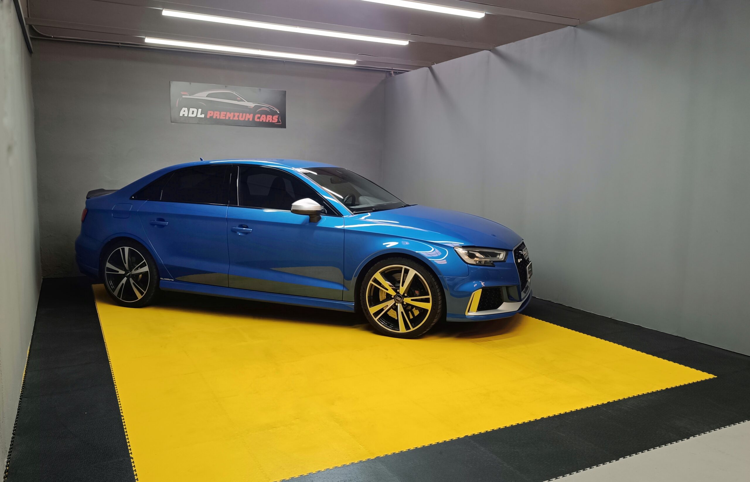 AUDI RS3 SEDAN DAZA 2.5 400CV