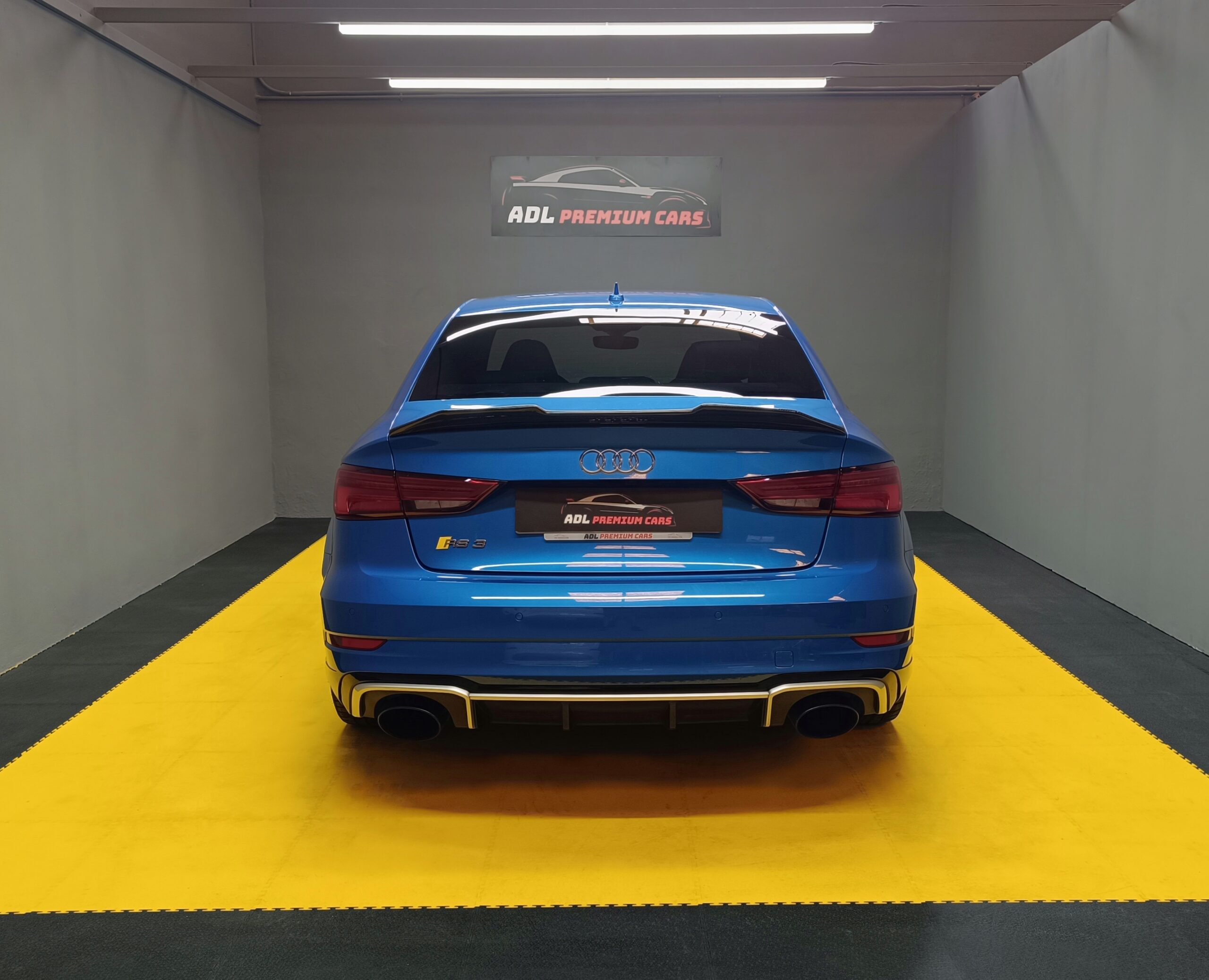 AUDI RS3 SEDAN DAZA 2.5 400CV