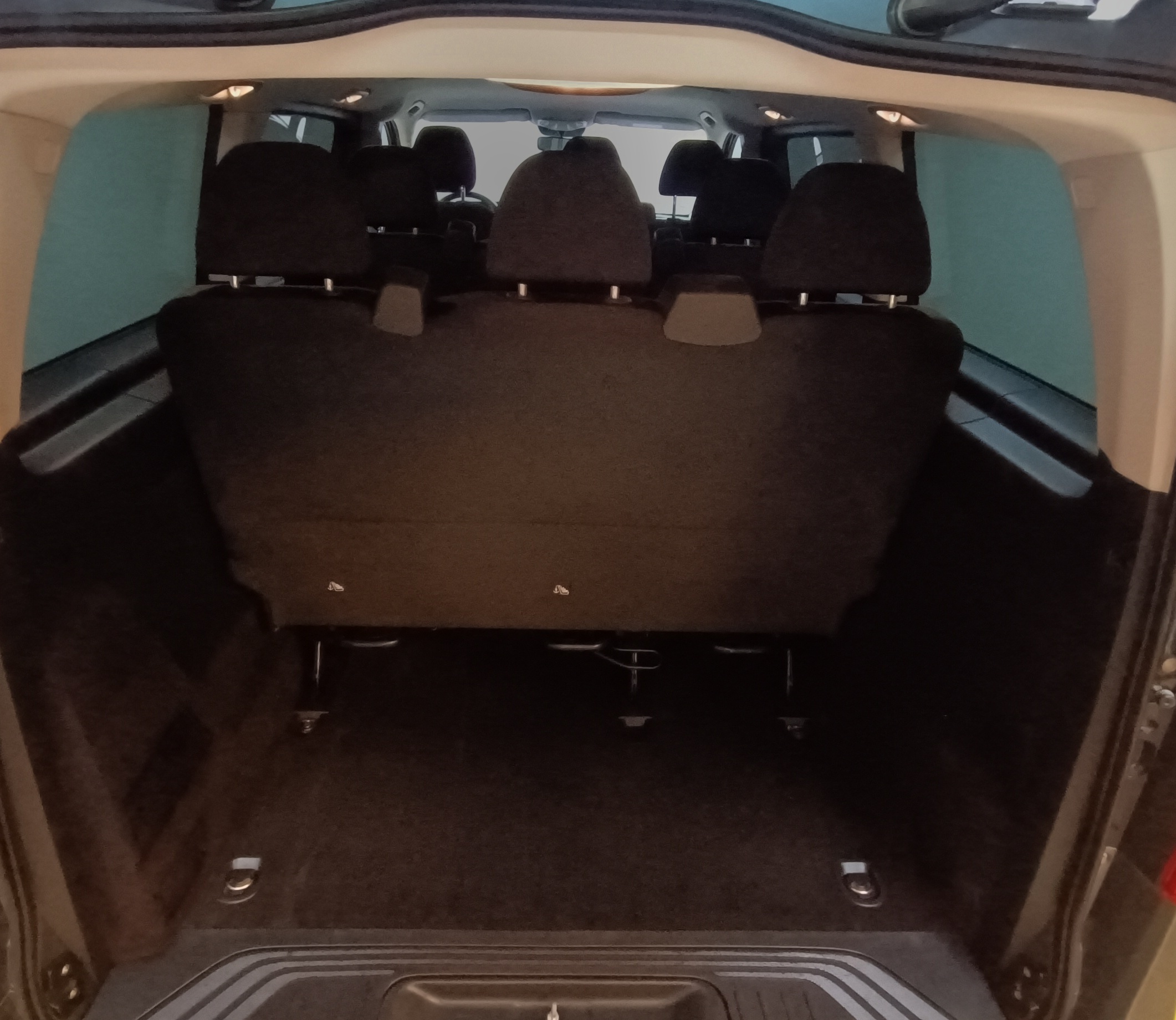 MERCEDES VITO TOURER LARGE 9 PLAZAS  2.2 DCI 135CV