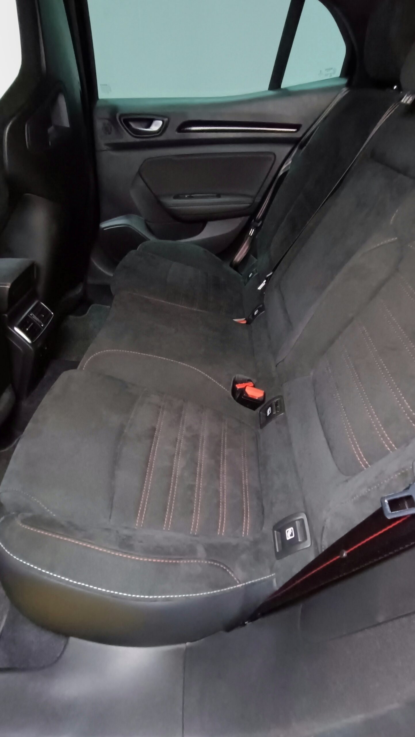 RENAULT MEGANE R.S TROPHY 1.8 300CV