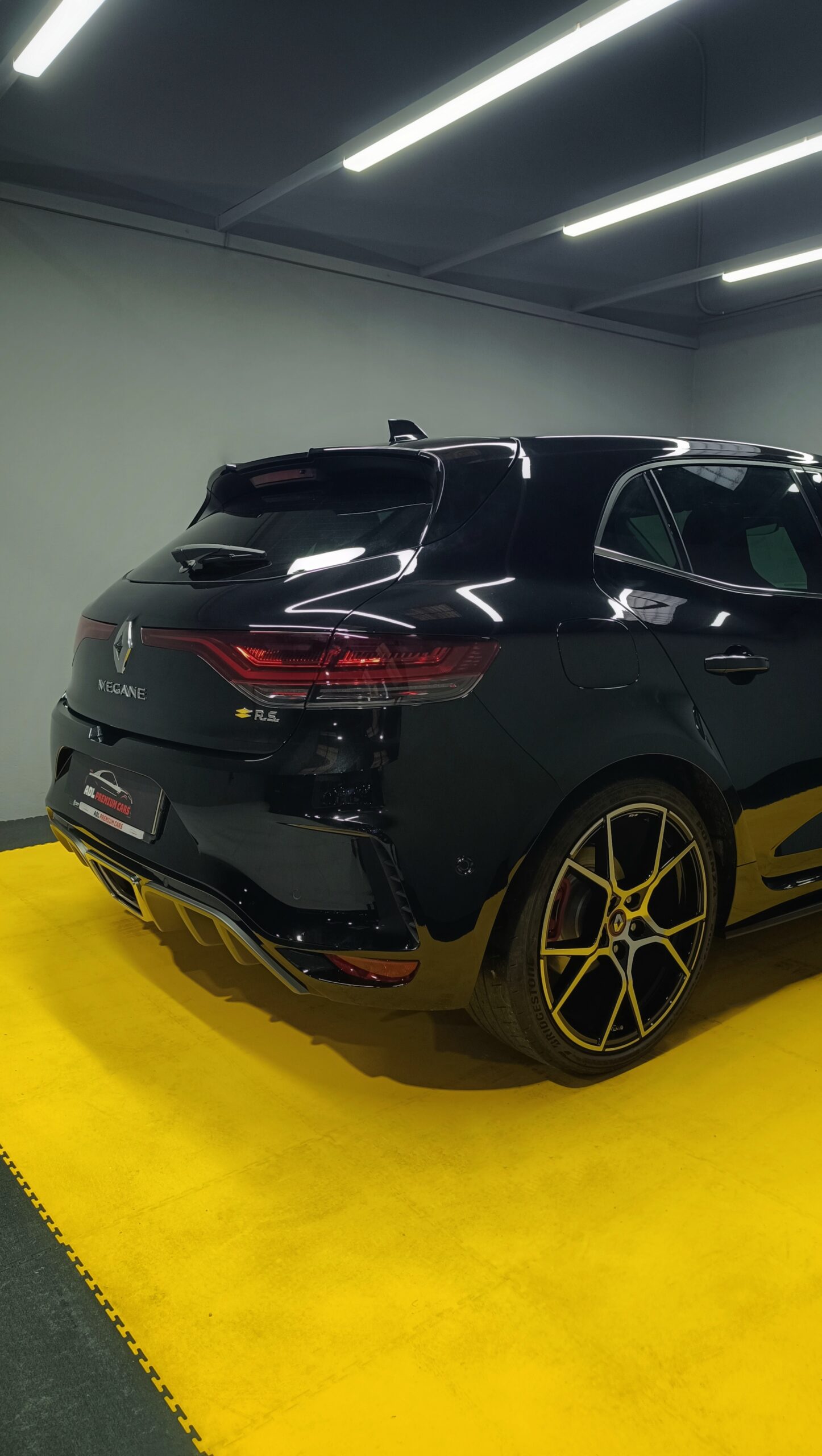 RENAULT MEGANE R.S TROPHY 1.8 300CV
