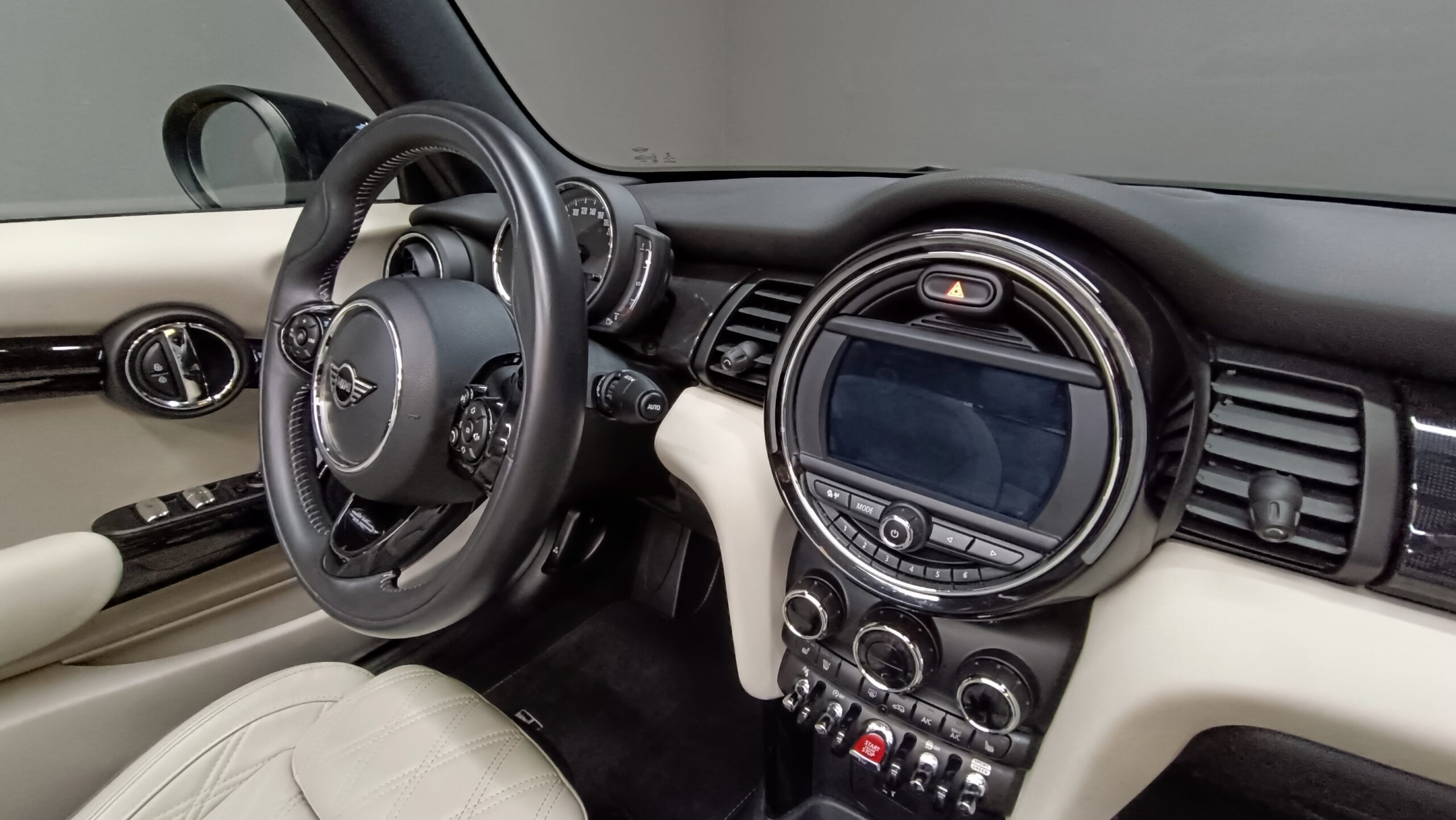 MINI CABRIO COOPER 1.5 136CV